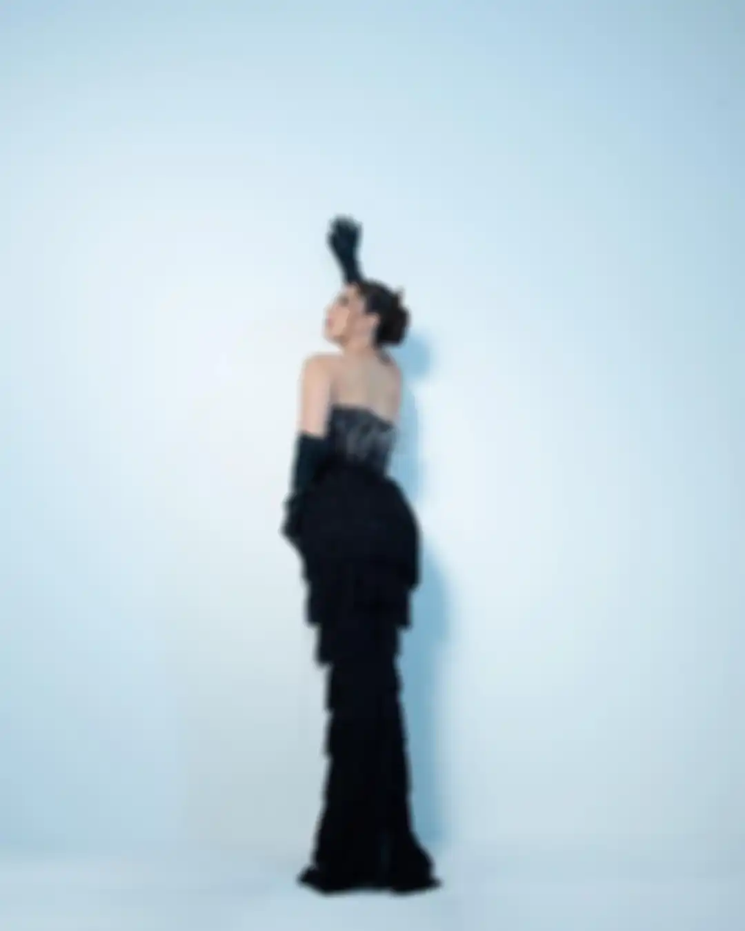 Jessica Mila dengan black dress