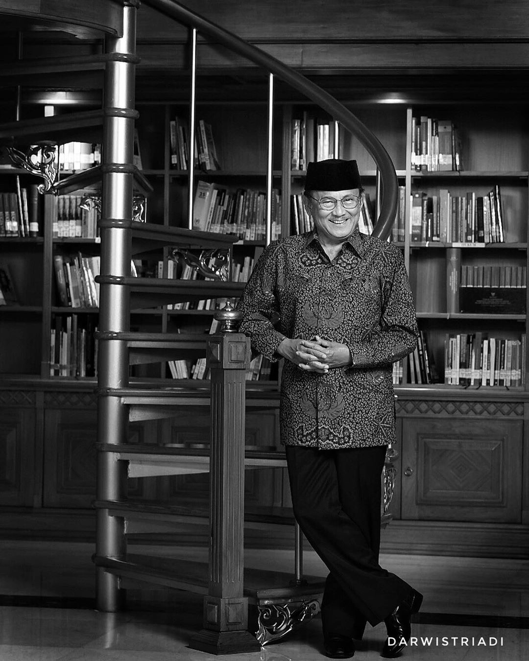 Mendiang BJ Habibie di mata lensa Darwis Triadi 
