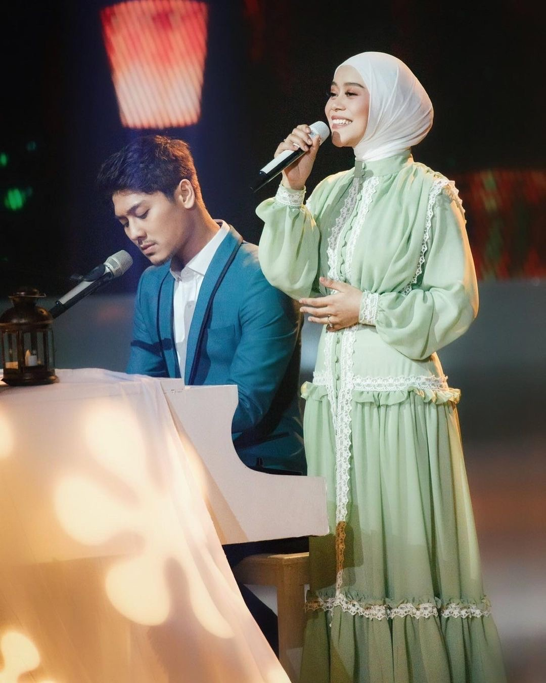 Foto Lesti Kejora menjadi meme tanggapan setiap kejadian di media sosial. Rizky Billar sampai nekat bilang begini ke istrinya.