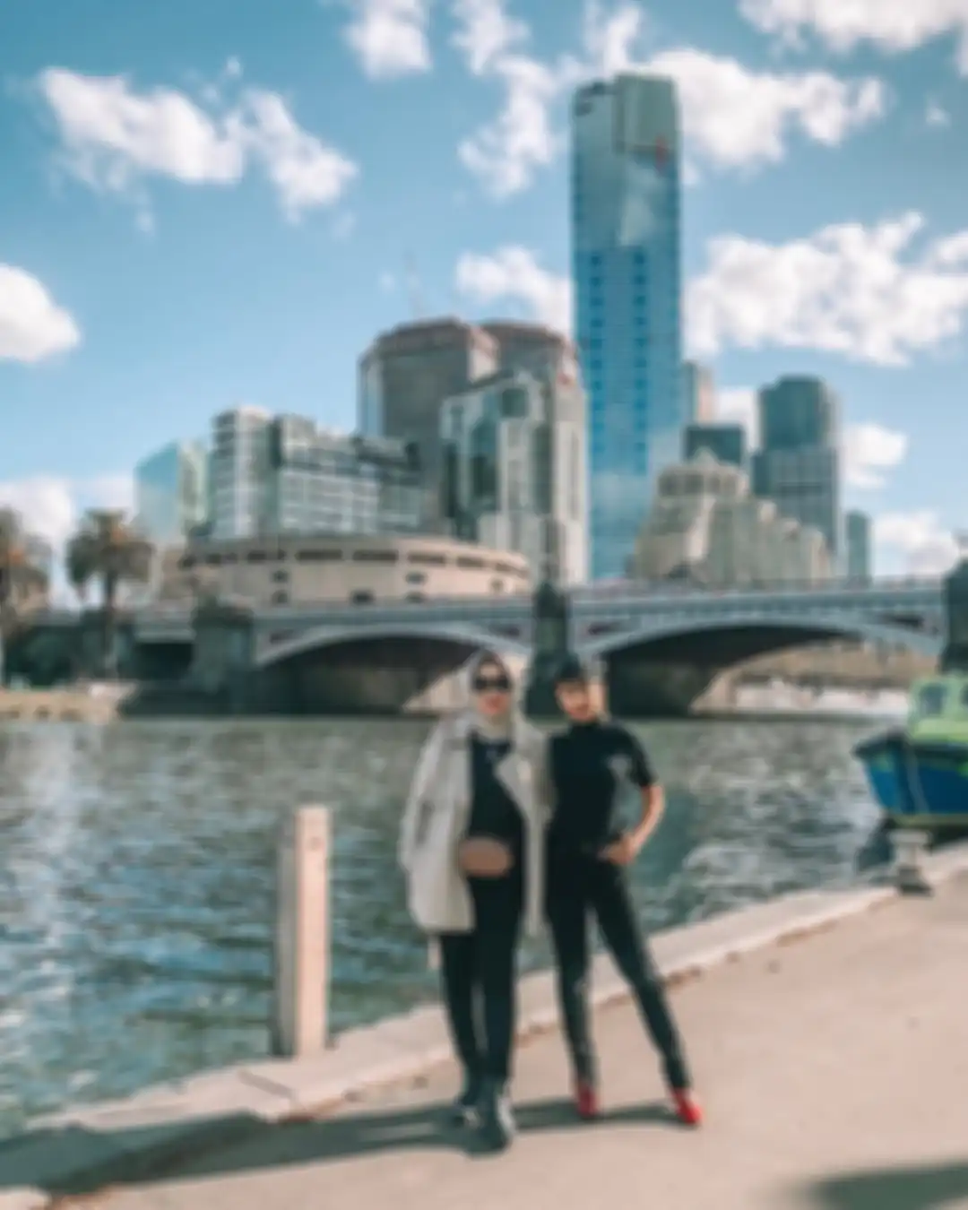 Gaya kece liburan ala Nikita Willy dan Yora