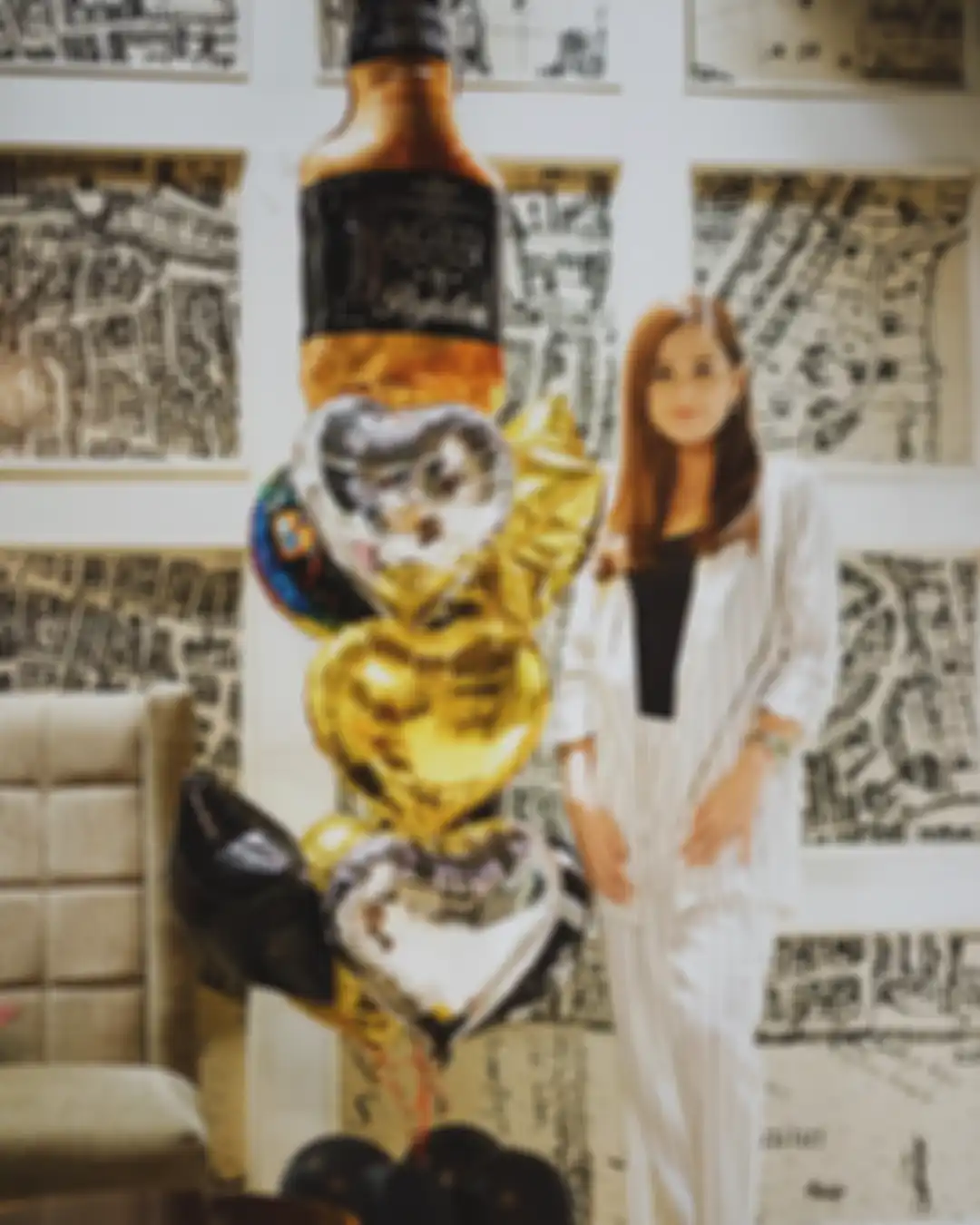 Style Cut Meyriska dengan outfit stripes