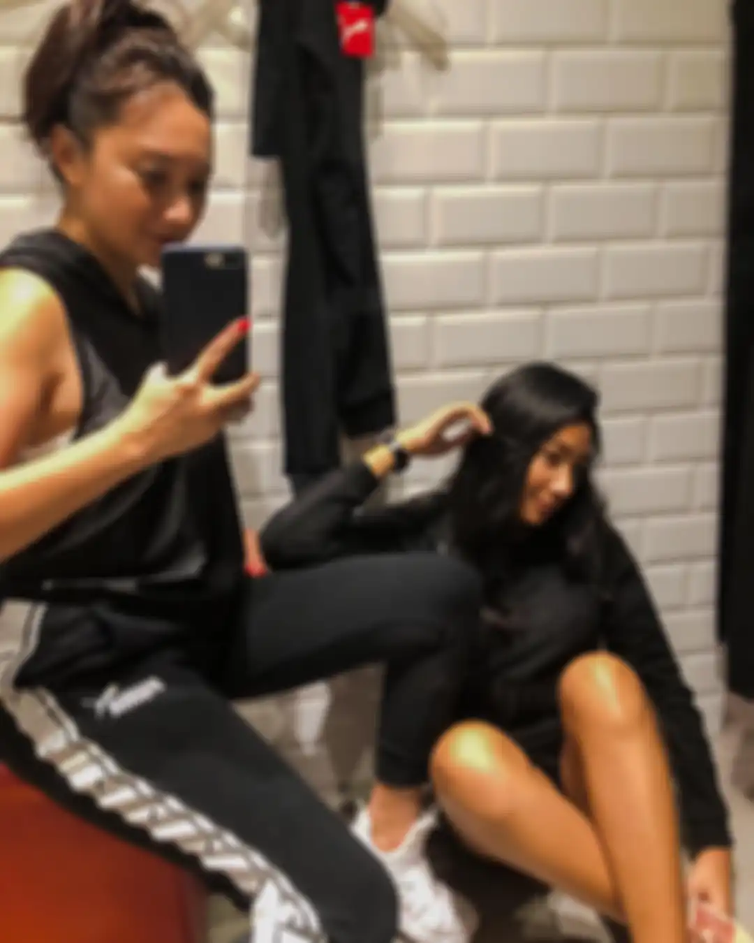 Penampilan Kompak Gayanti Hutami Putri Cantik Tommy Soeharto dengan Tata Cahyani - Saat Berolahraga
