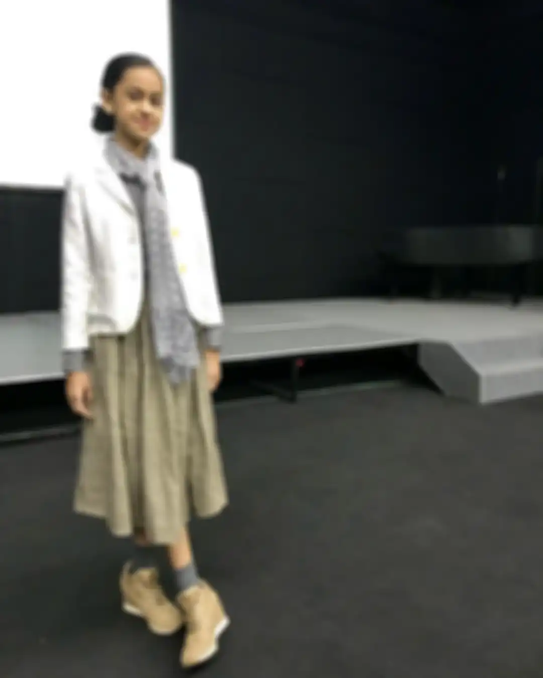 Fashion dengan outer ala Asila Maisa