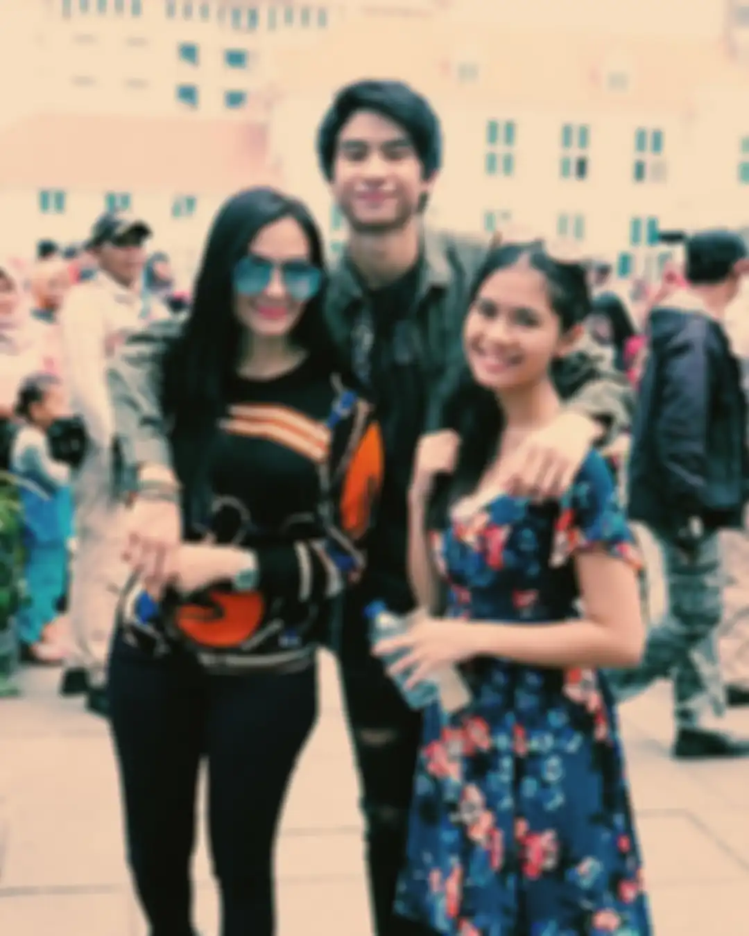 Iis Dahlia, Devano, dan Salshadilla