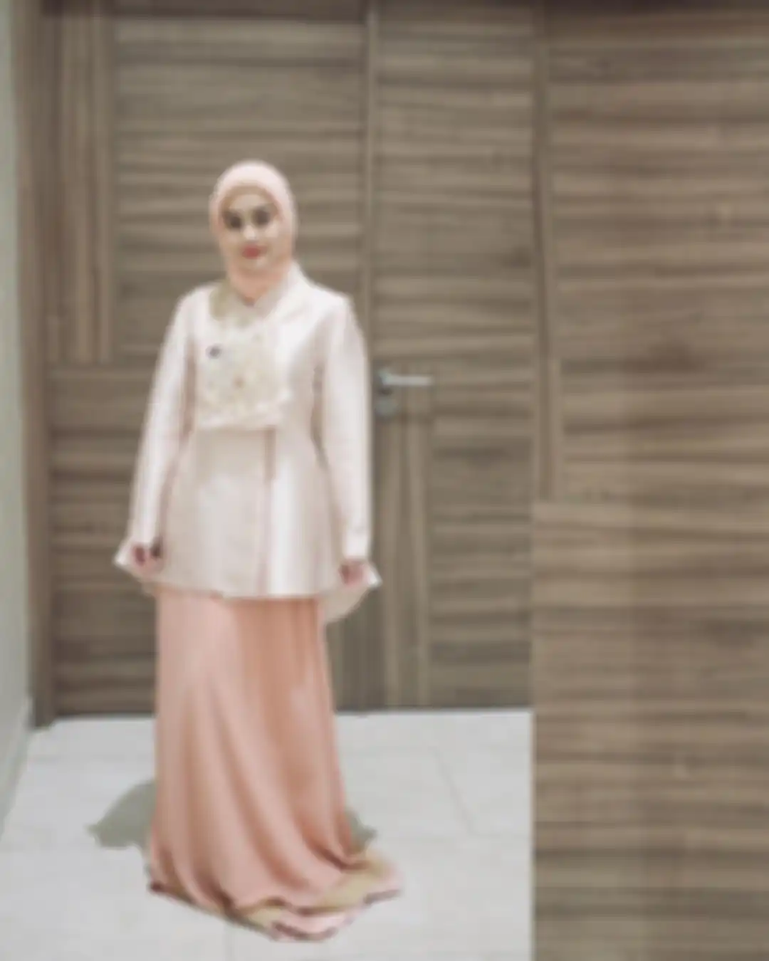 Dinda Hauw