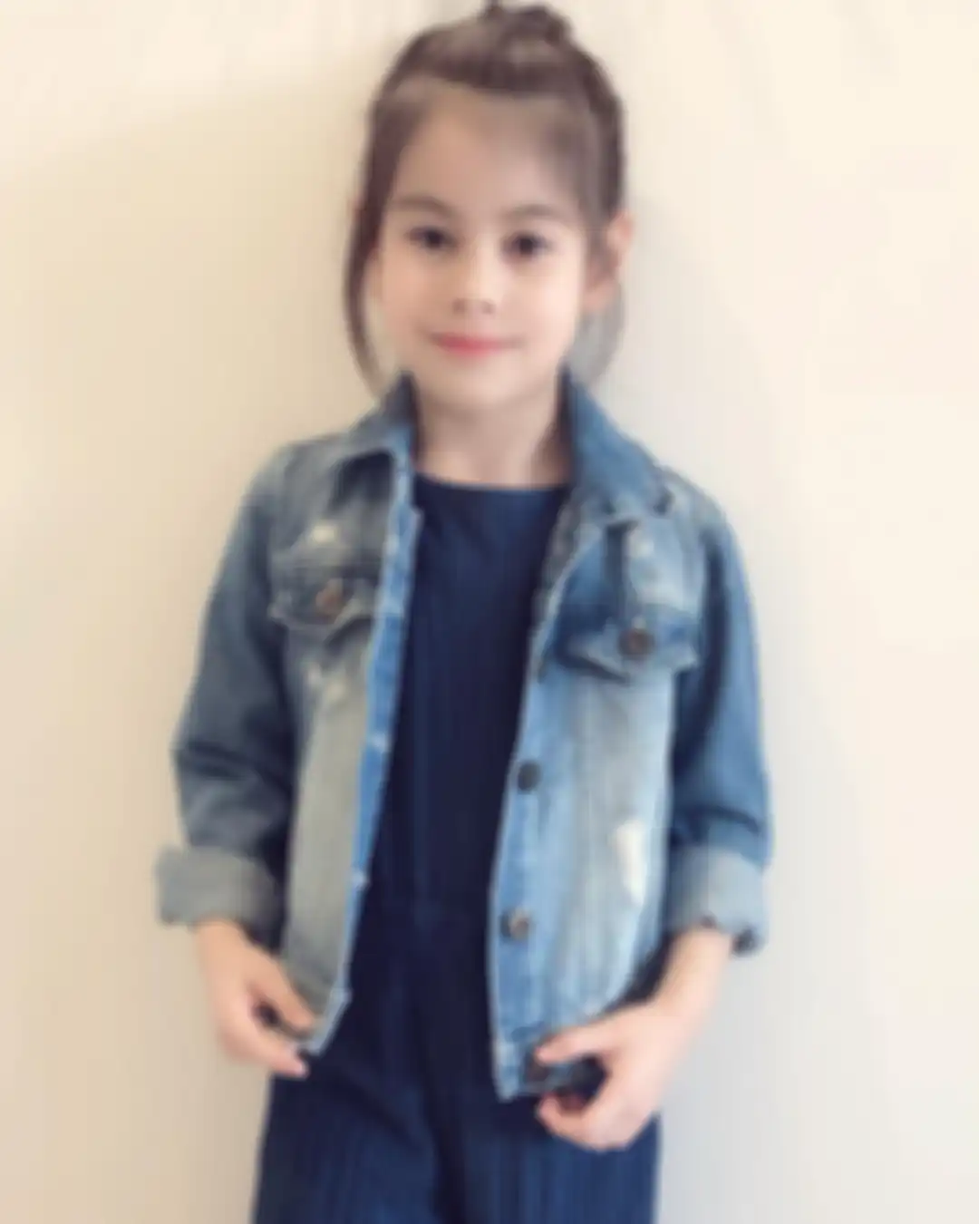 Anak Siti KDI yang berparas cantik