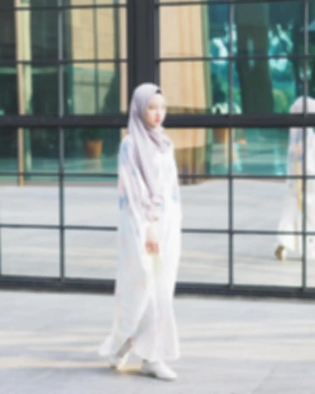 Outfit kondangan ala Gita Savitri