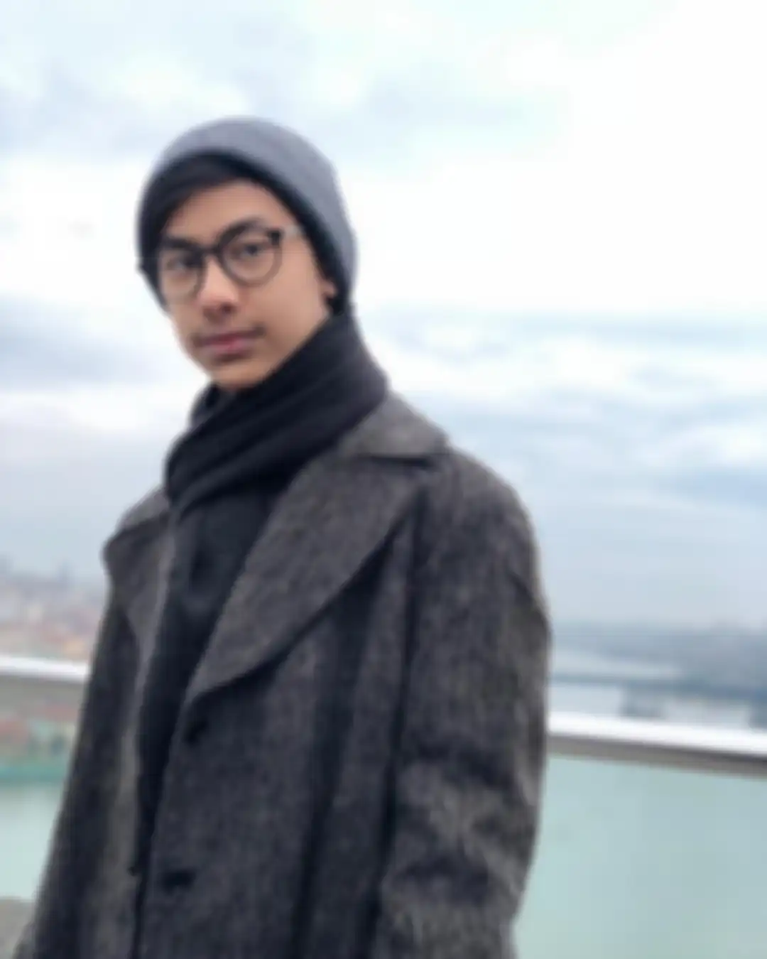 Anak pertama Gunawan, Khayru Hardikusumo