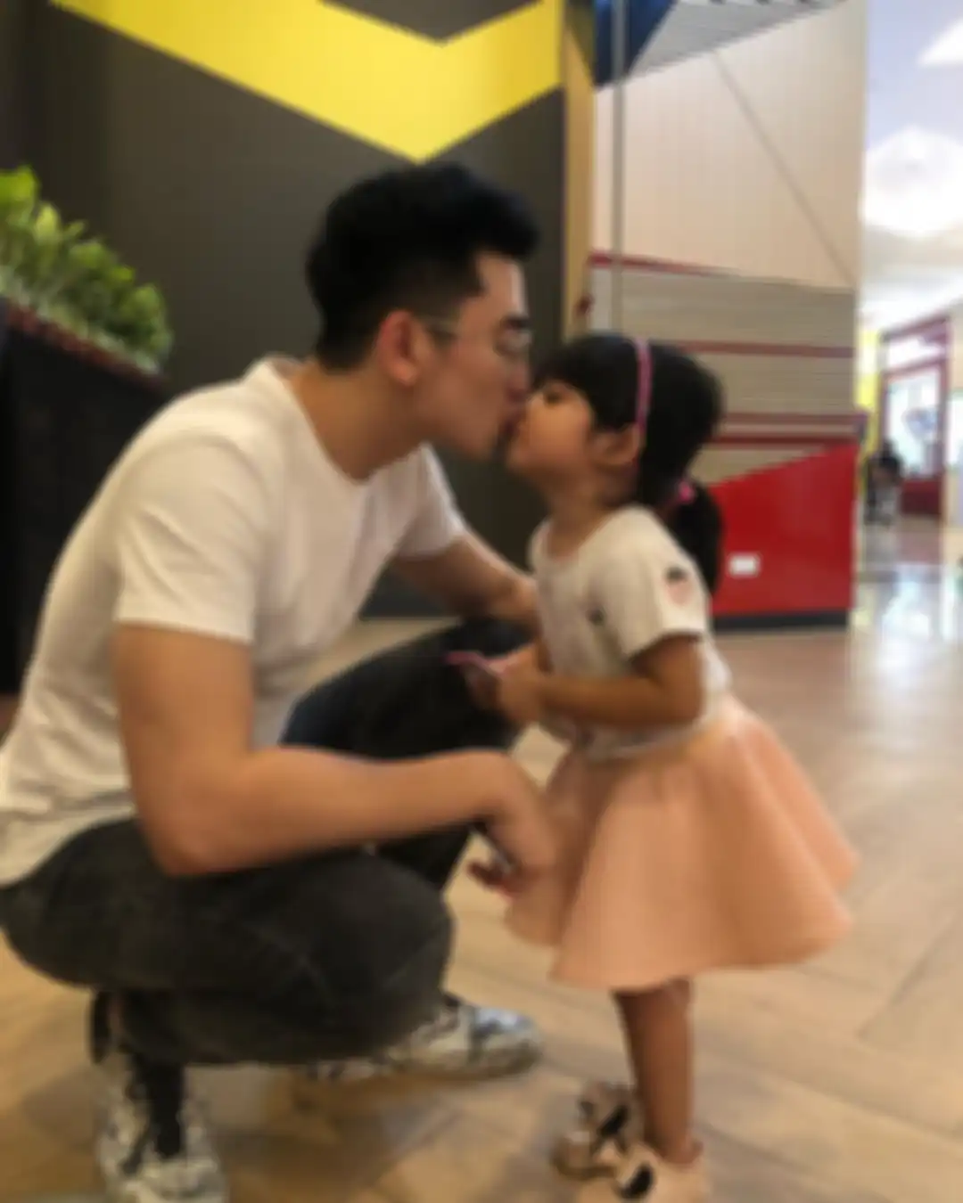 Verrell Bramasta dan Vania