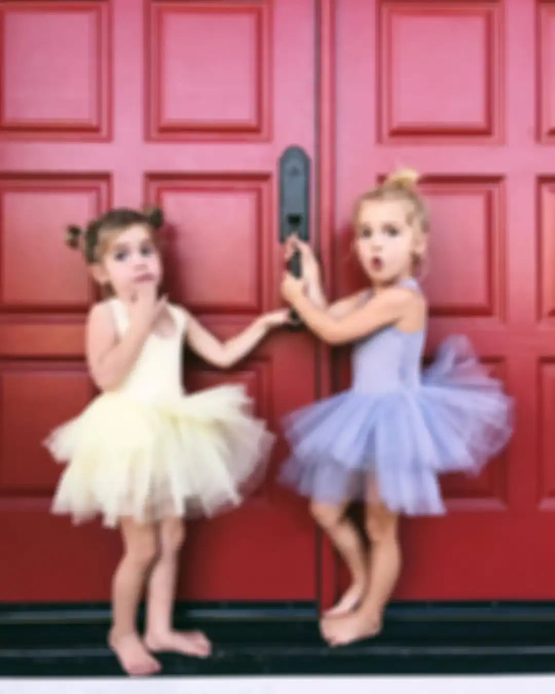 Mila & Emma Stauffer