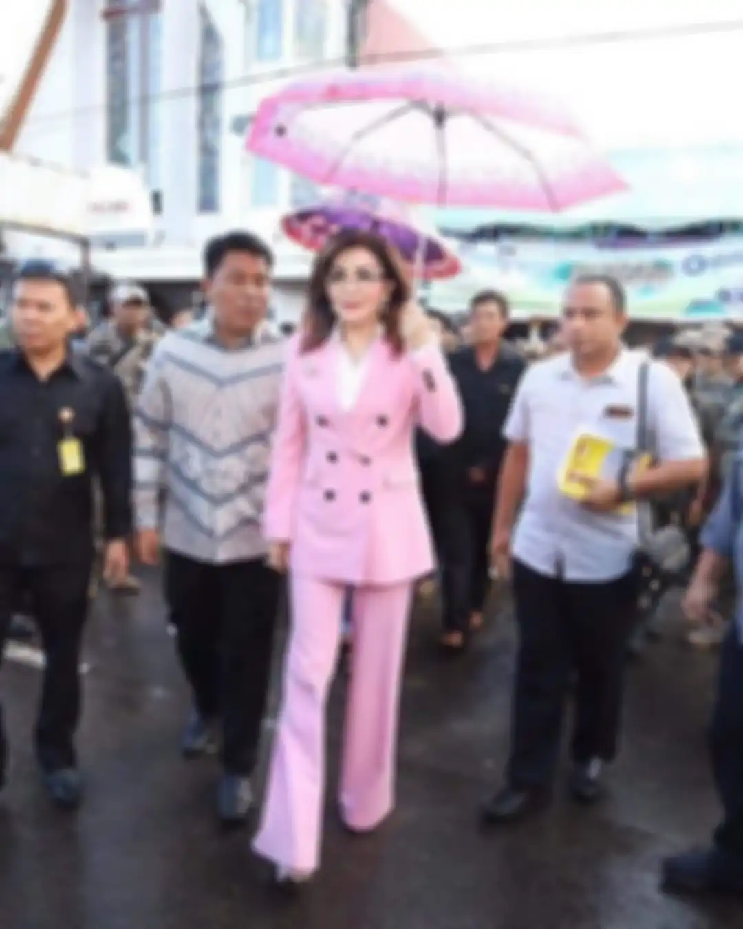 Datang ke Istana Bukan karena Diundang Jokowi, Intip 5 Pesona Bupati Minahasa Selatan yang Selalu Tampil Cetar Memesona