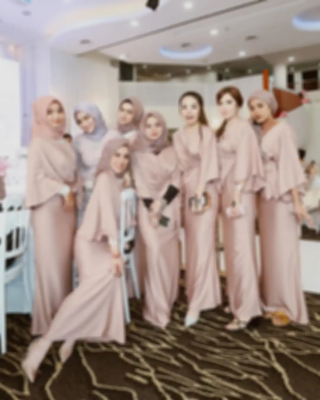 Ide seragam Bridesmaid hijab