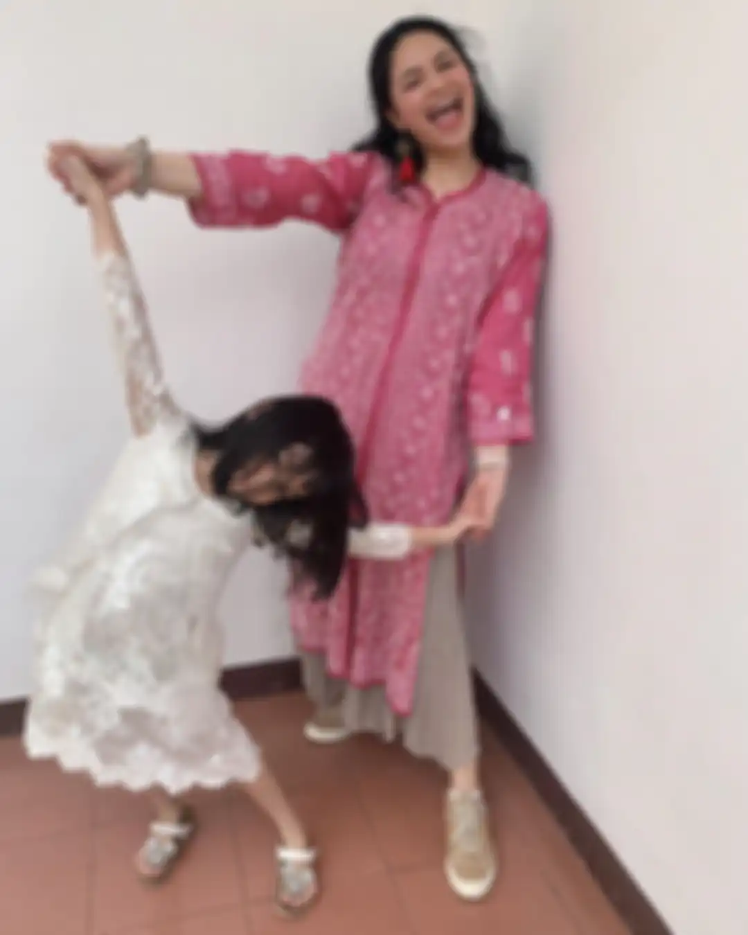 Alyssa bersama Sienna, anak Marshanda