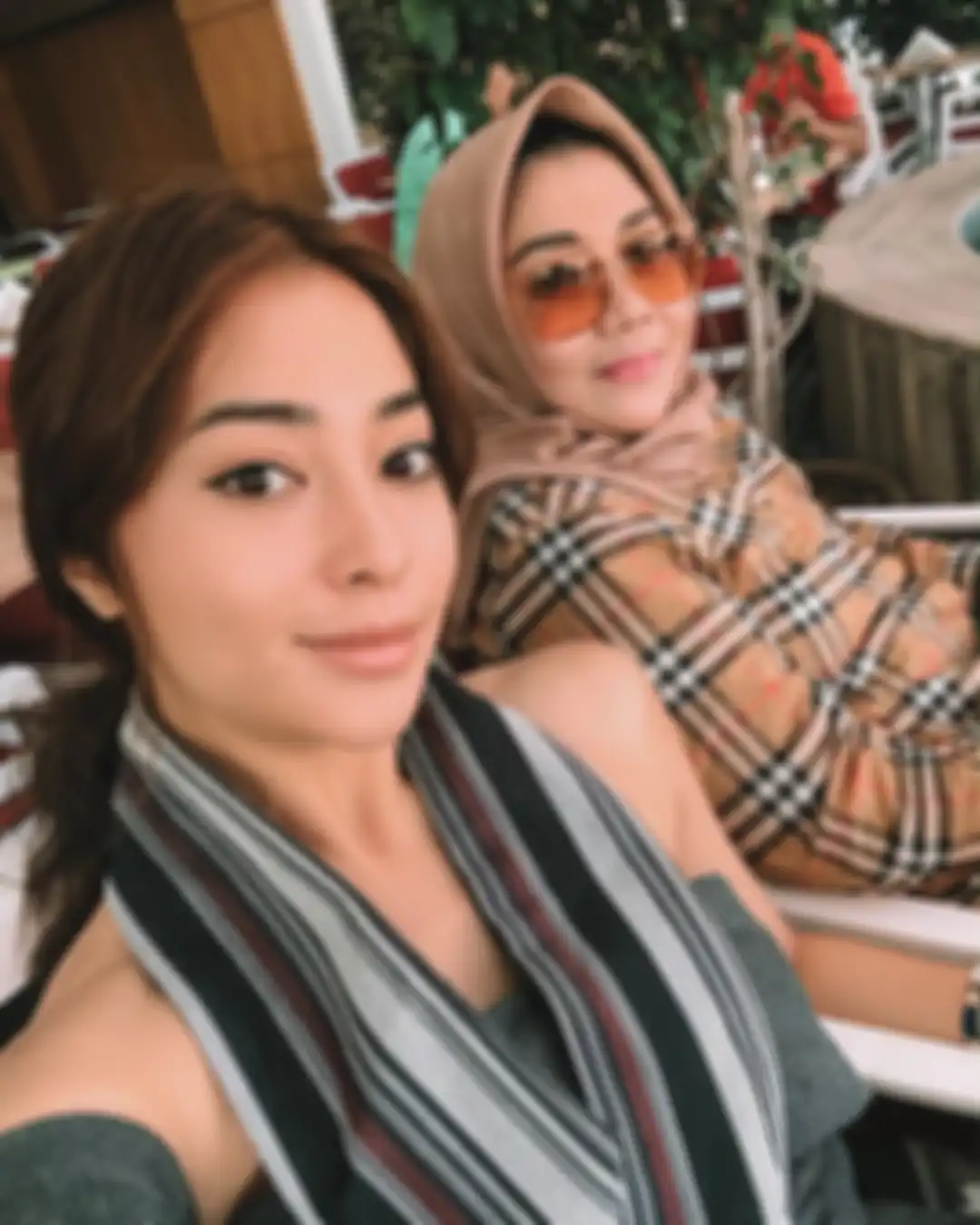 Unggahan Nikita Willy bersama sang ibunda.