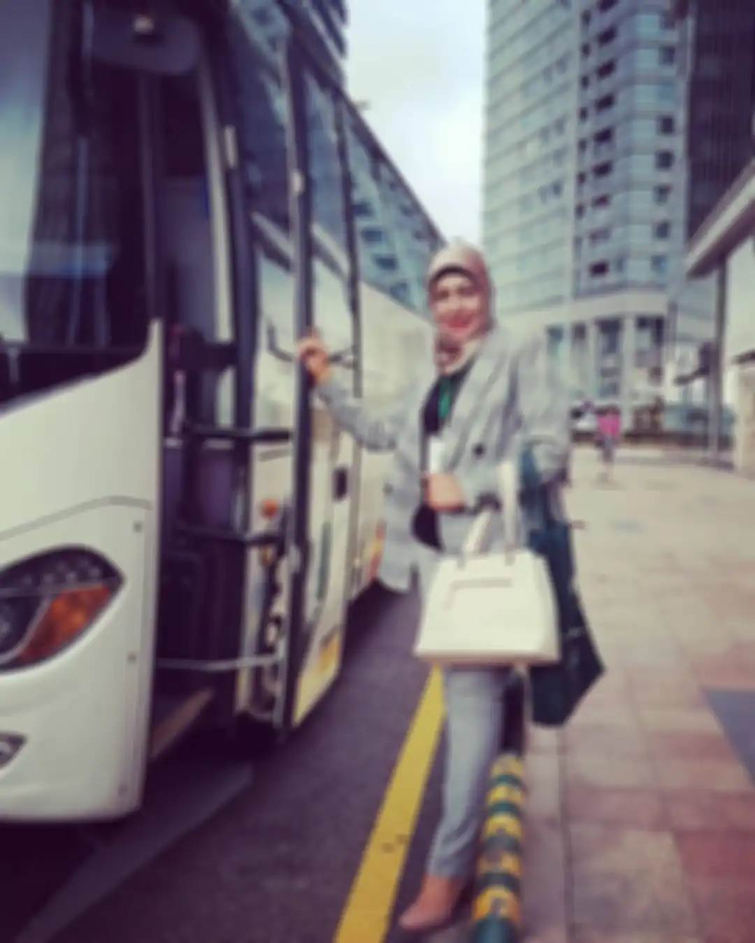 Atha mantan istri Raul Lemos 