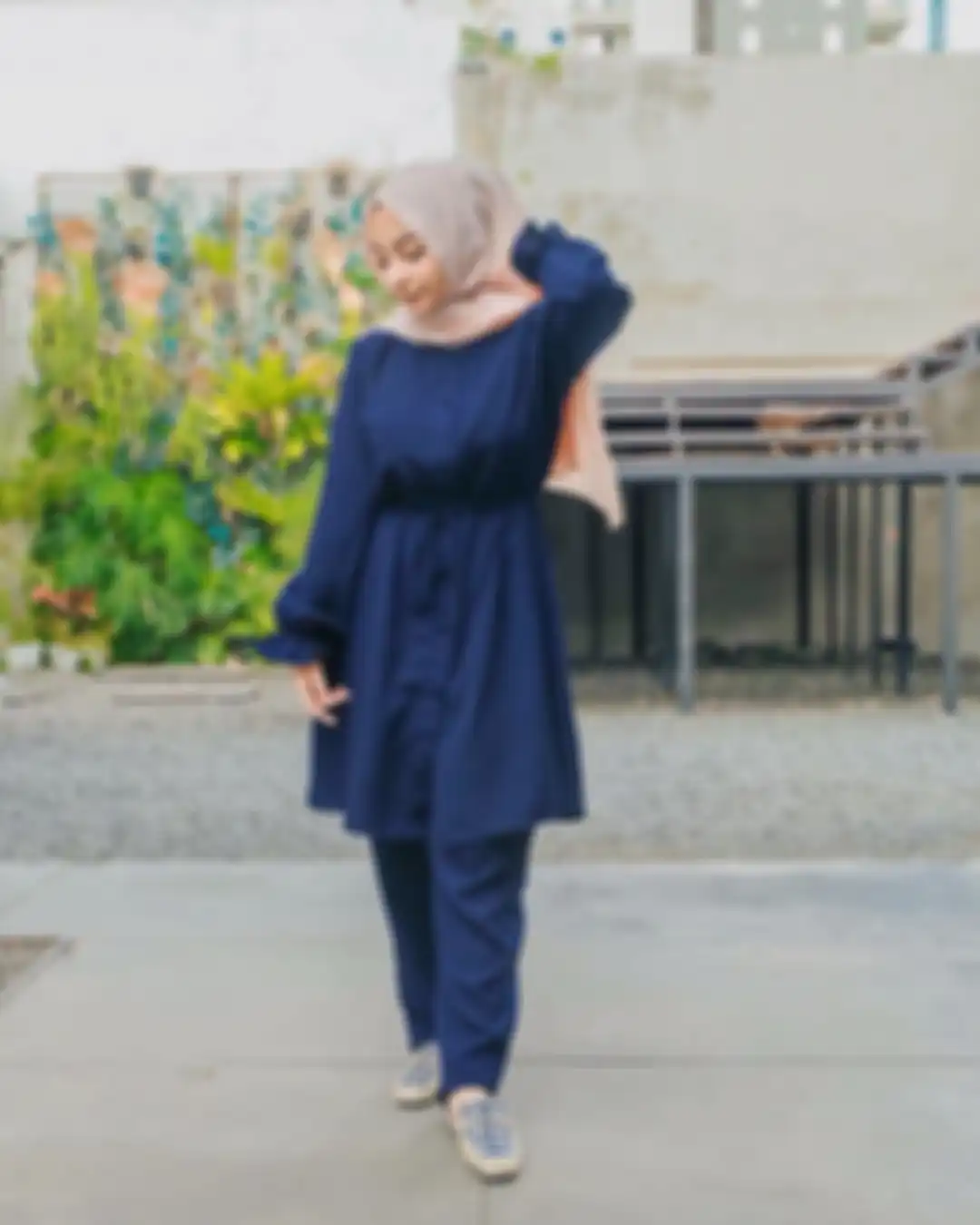 Inspirasi tunik hijab ala Nabla Bella