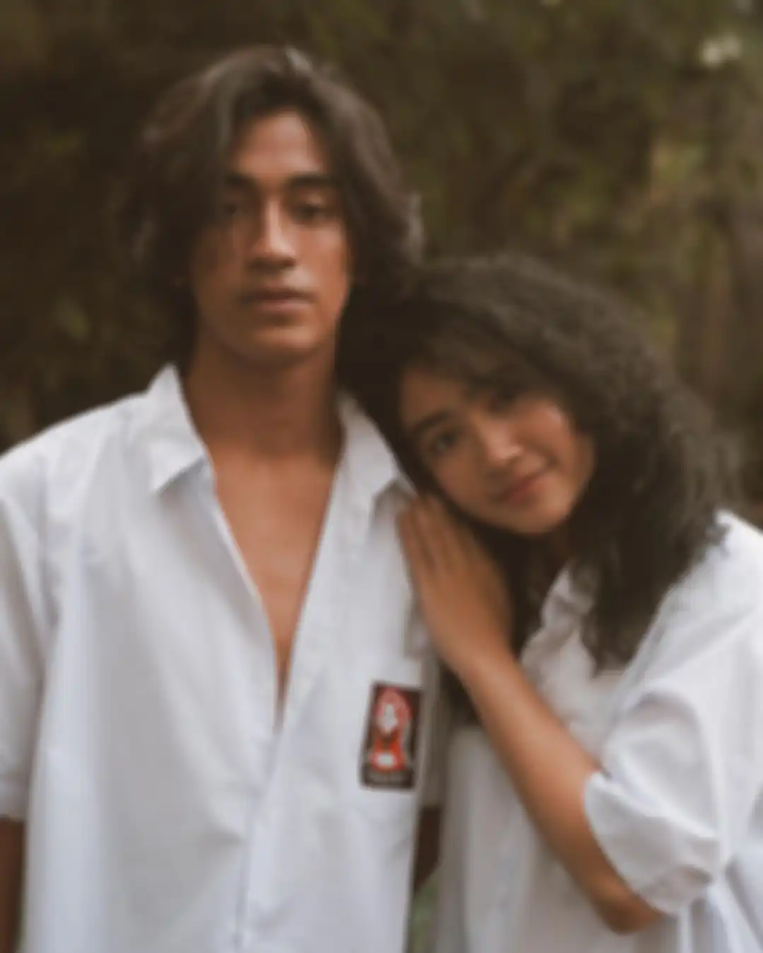 Tampilan Febby Rastanty dan Abidzar Al Ghifari saat syuting Balada Si Roy
