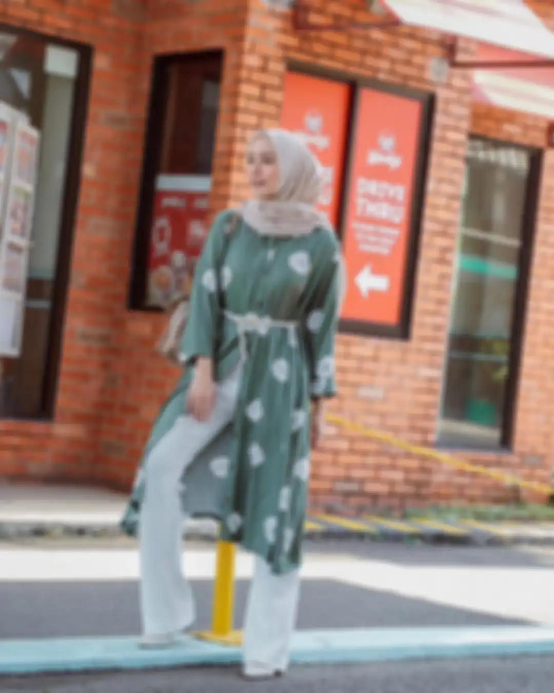 Tunik ala Mega Iskanti