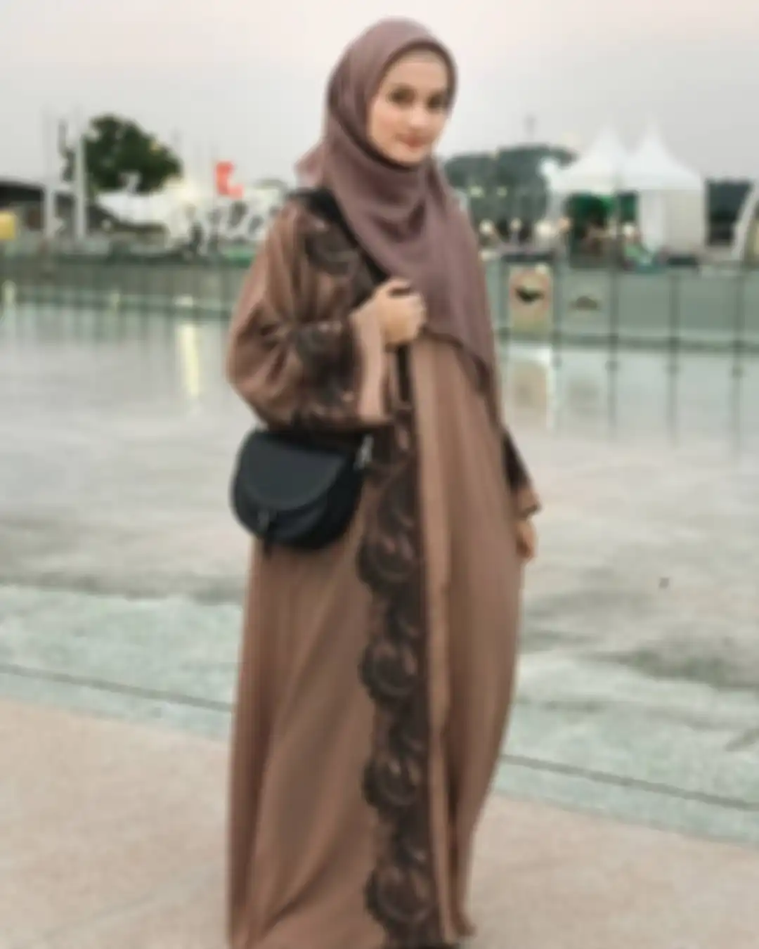 Fashion hijab syari Jihan Salsabila