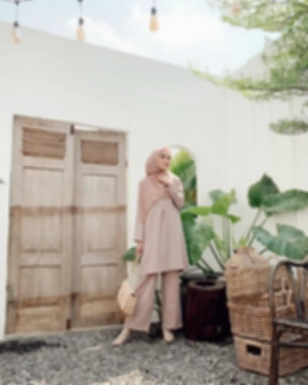 Model tunik lebaran manis ala Hamidah Rachmayanti