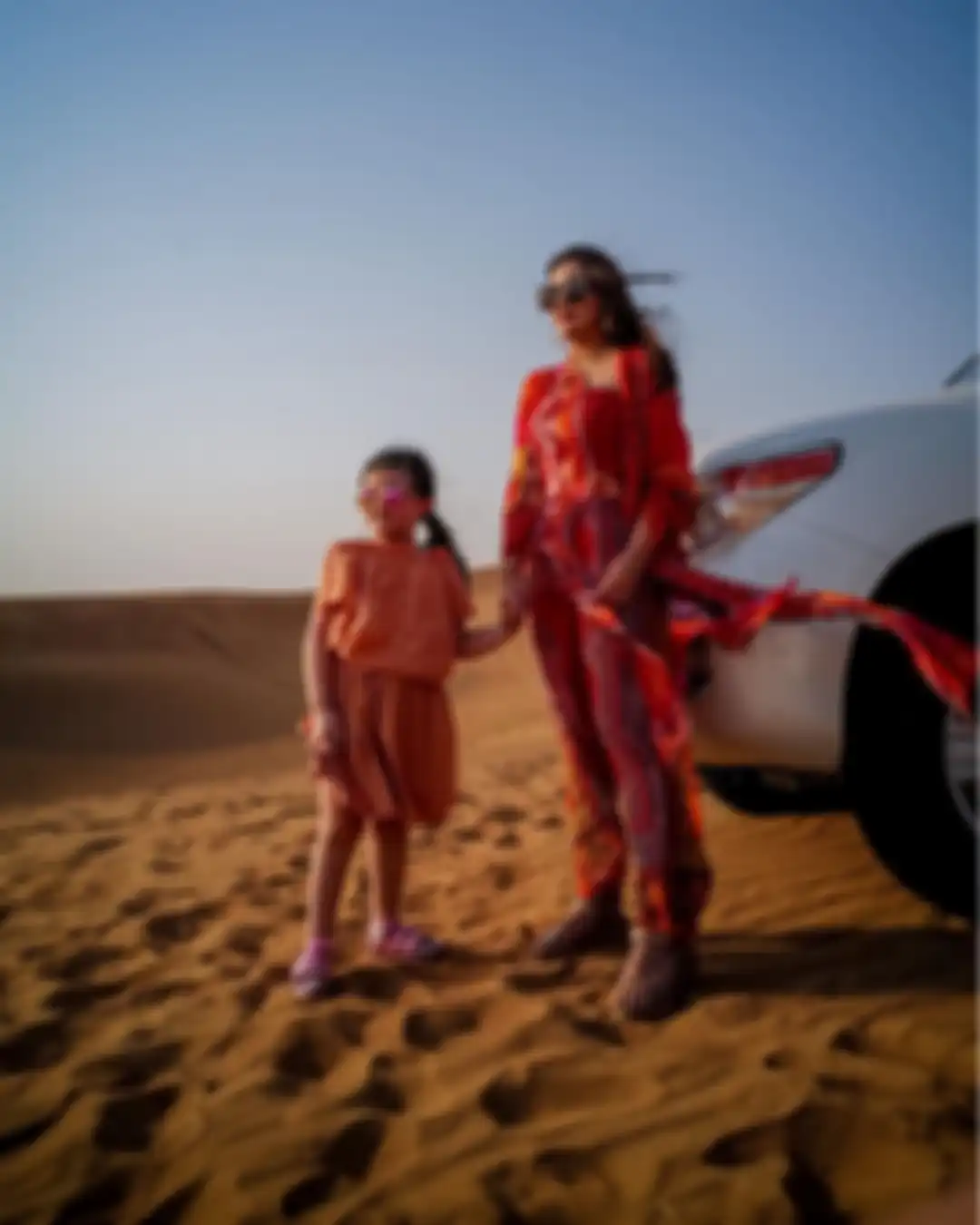 Penampilan Ashanty dan Arsy saat di Dubai.