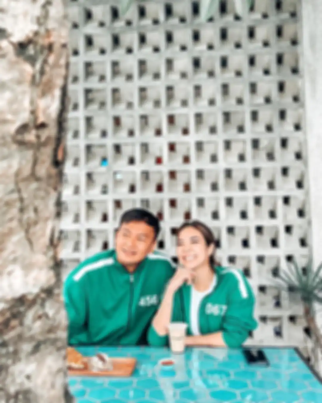 Foto Gisel tampil mesra dengan Wijin malah bikin netizen salfok ke tampang kekasihnya. 