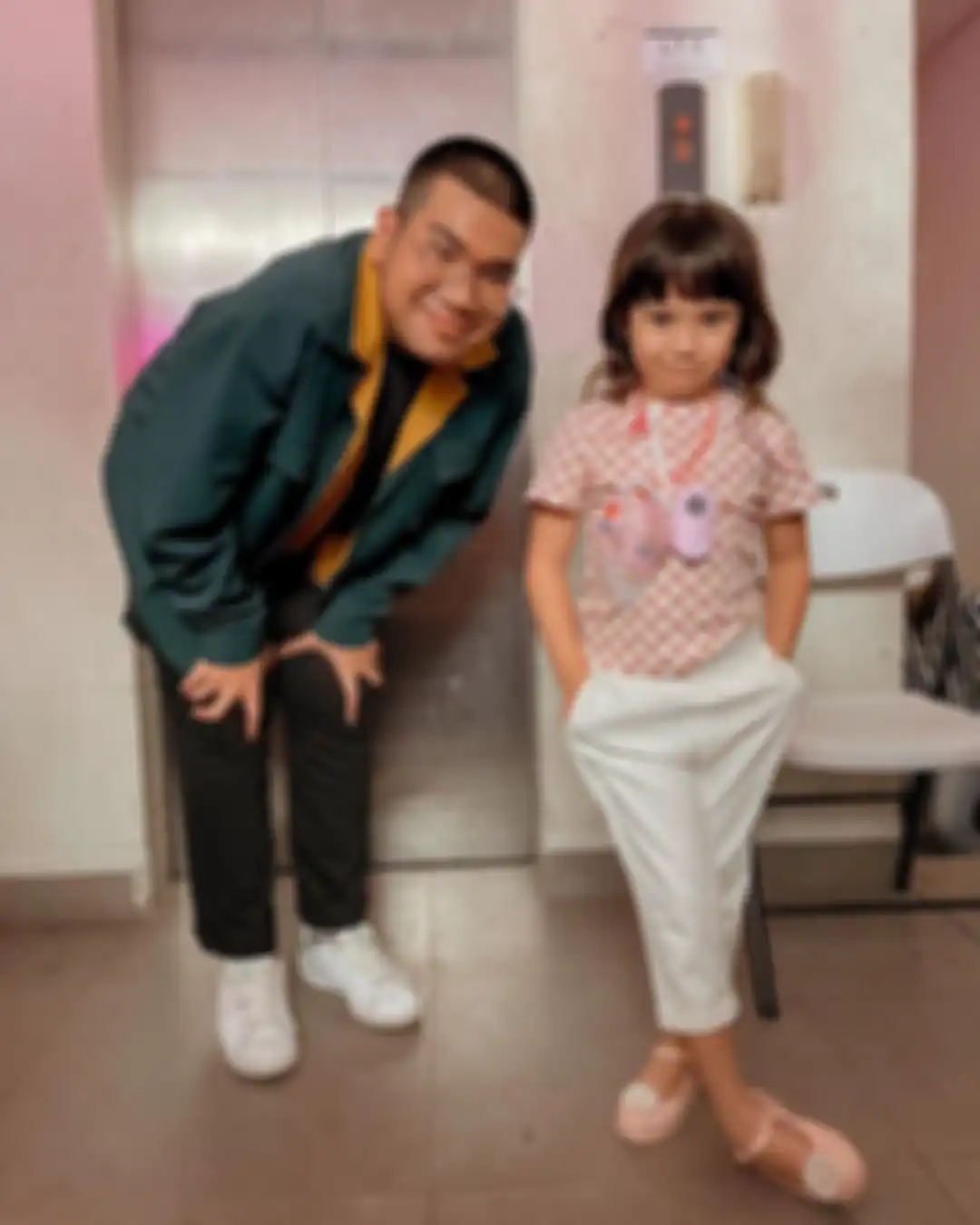 Gisel, janda Gading Marten sempat kesal dengan mesin Instagram. Sebab, foto Gempi bareng Kaleb J dihapus oleh Instagram. 