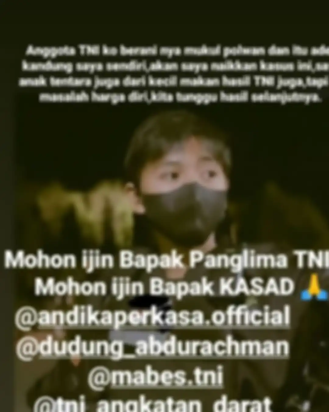 Polwan Bripda Tazkia Nabila Supriadi mendapatkan pukulan dari anggota TNI. Polwan ini dapat pukulan di kepala bagian belakang.