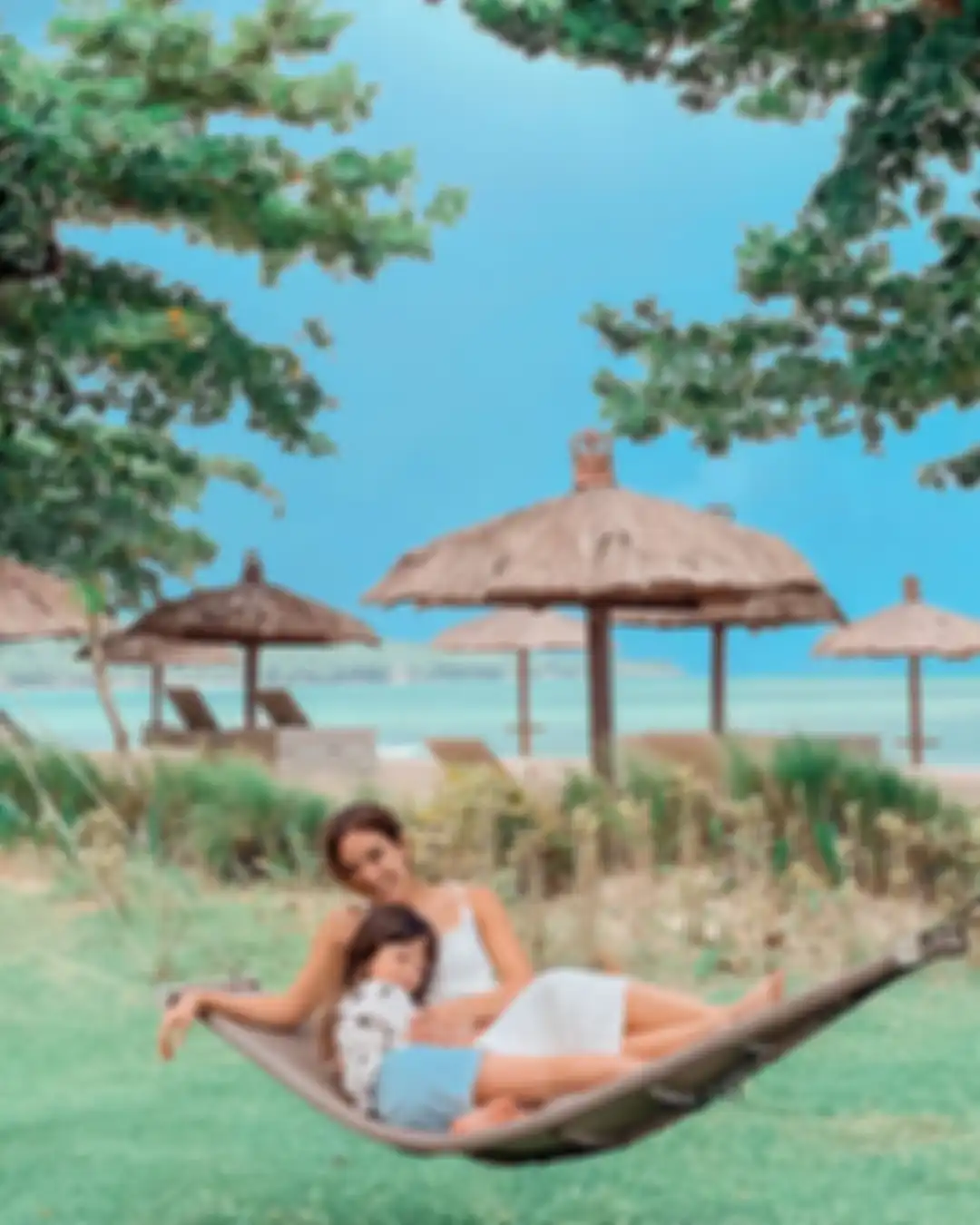 Ketika Gading Marten sibuk, Gisel dan Gempi benar-benar memanfaatkan waktu yang berkualitas itu untuk membuat foto bahagia. 