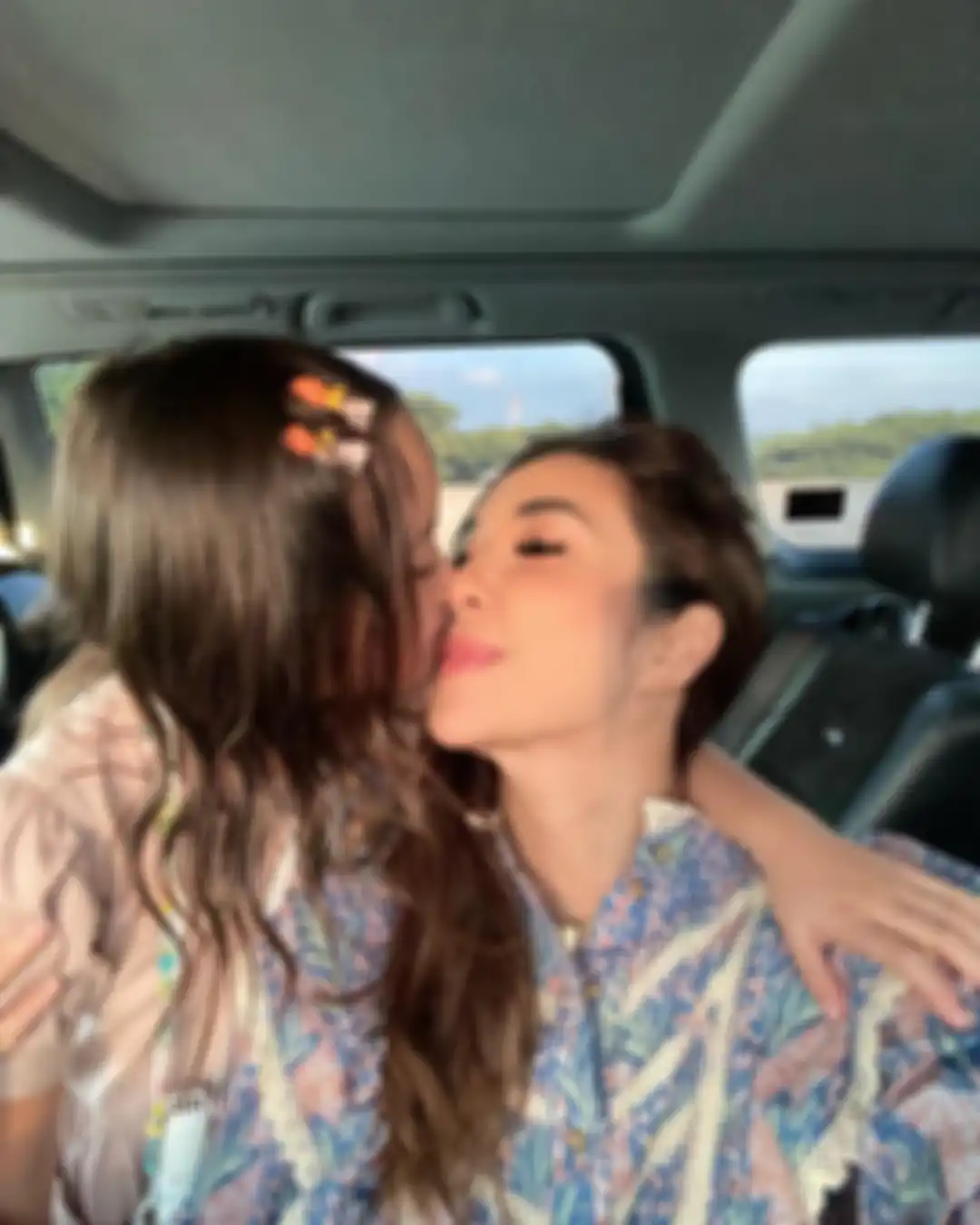 Dalam keterangan foto Gempi, Gisel dengan gembira menyebut nama ayahnya, Alal Suryanto. Sikap Gisel kini sudah berubah drastis. 