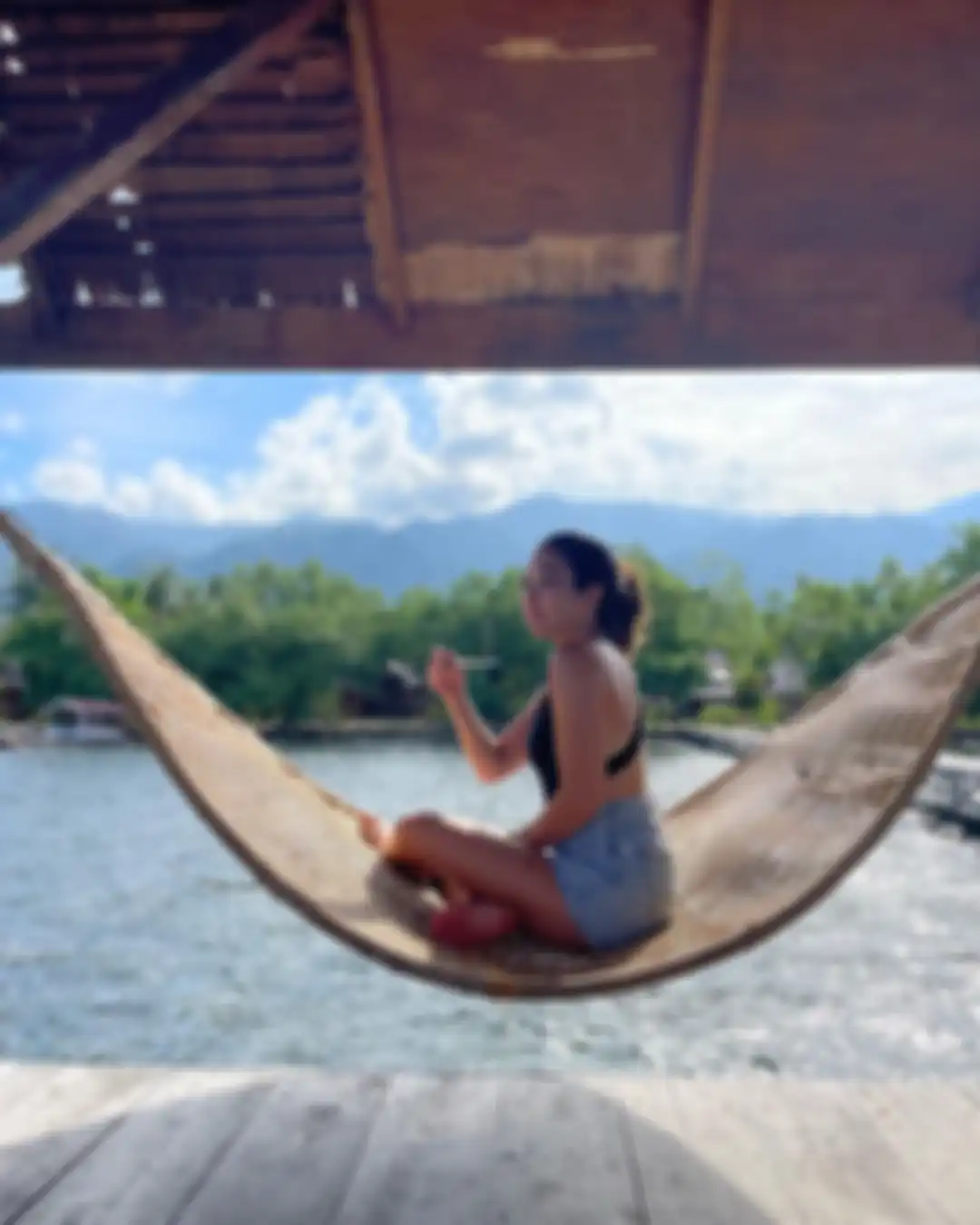Gisel kembali bikin heboh lewat foto terkininya. Posenya bikin netizen khawatir netizen lantaran takut ditiru Gempi. 
