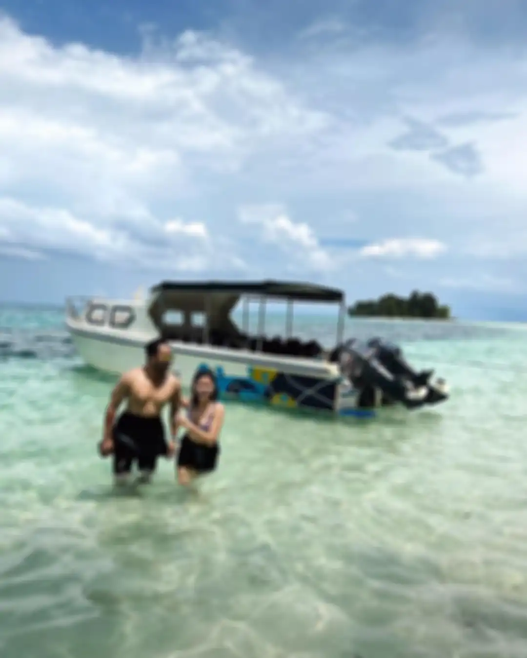 Gisel ikut menulis komentar di fotyo Naysila Mirdad yang cuma pakai bikini. Liburan bareng calon suaminya, Naysila disinggung soal puasa. 