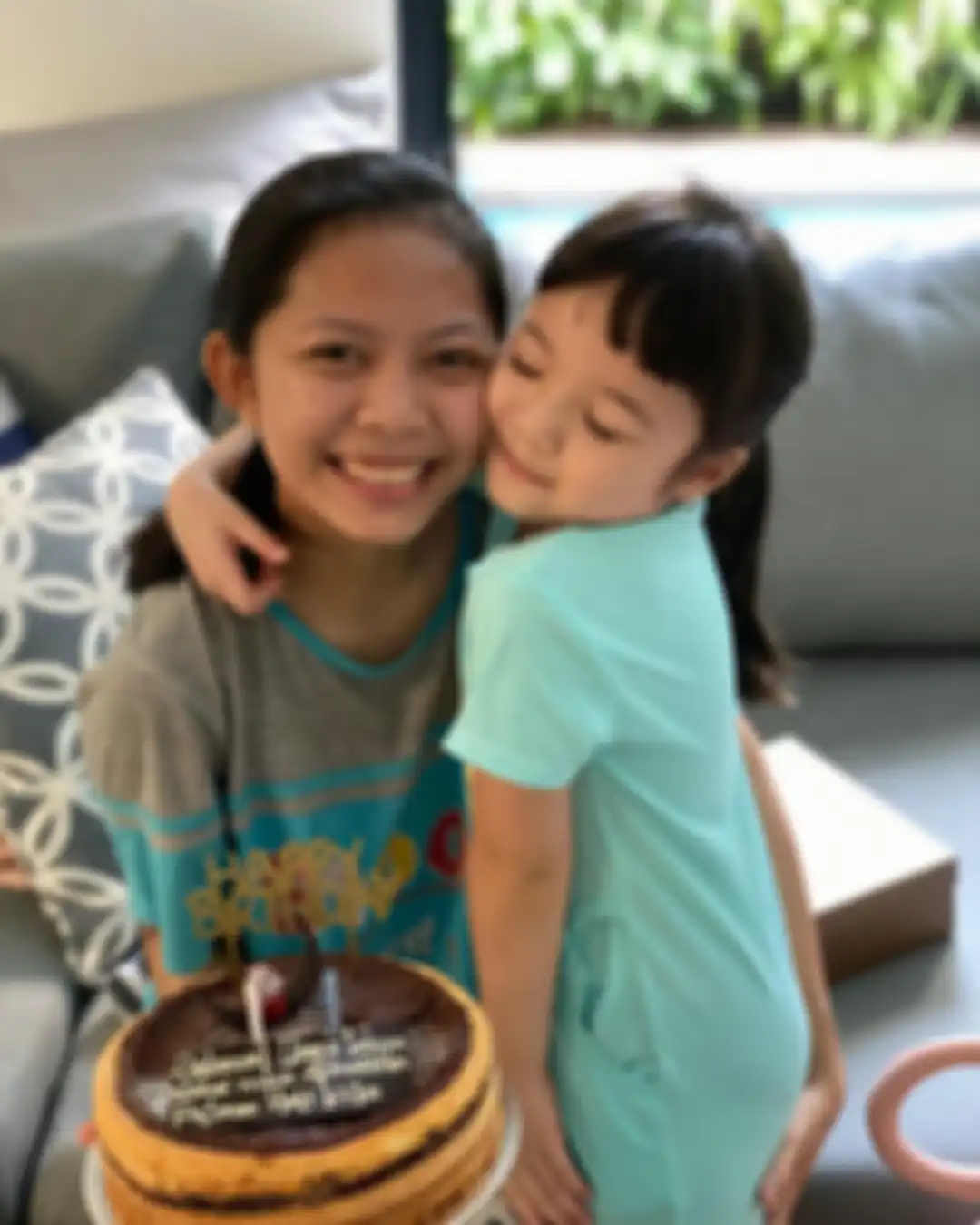 Almasitha pengasuh Gempi dapat perlakuan berbeda dari Gisel. Di hari ultahnya, pengasuh Gempi memanggil Gading Marten dengan sebutan ini.