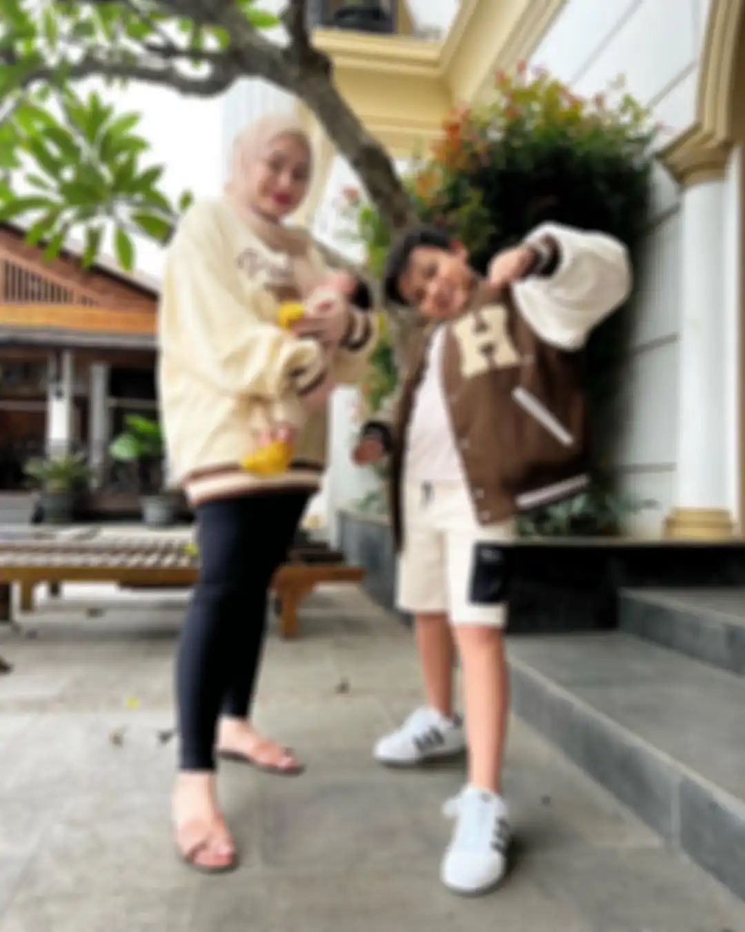 Nathalie Holscher sengaja coret nama Putri di postingan ini. Dia belum menghapus foto Ferdi anak bungsu Sule dan Lina Jubaedah.