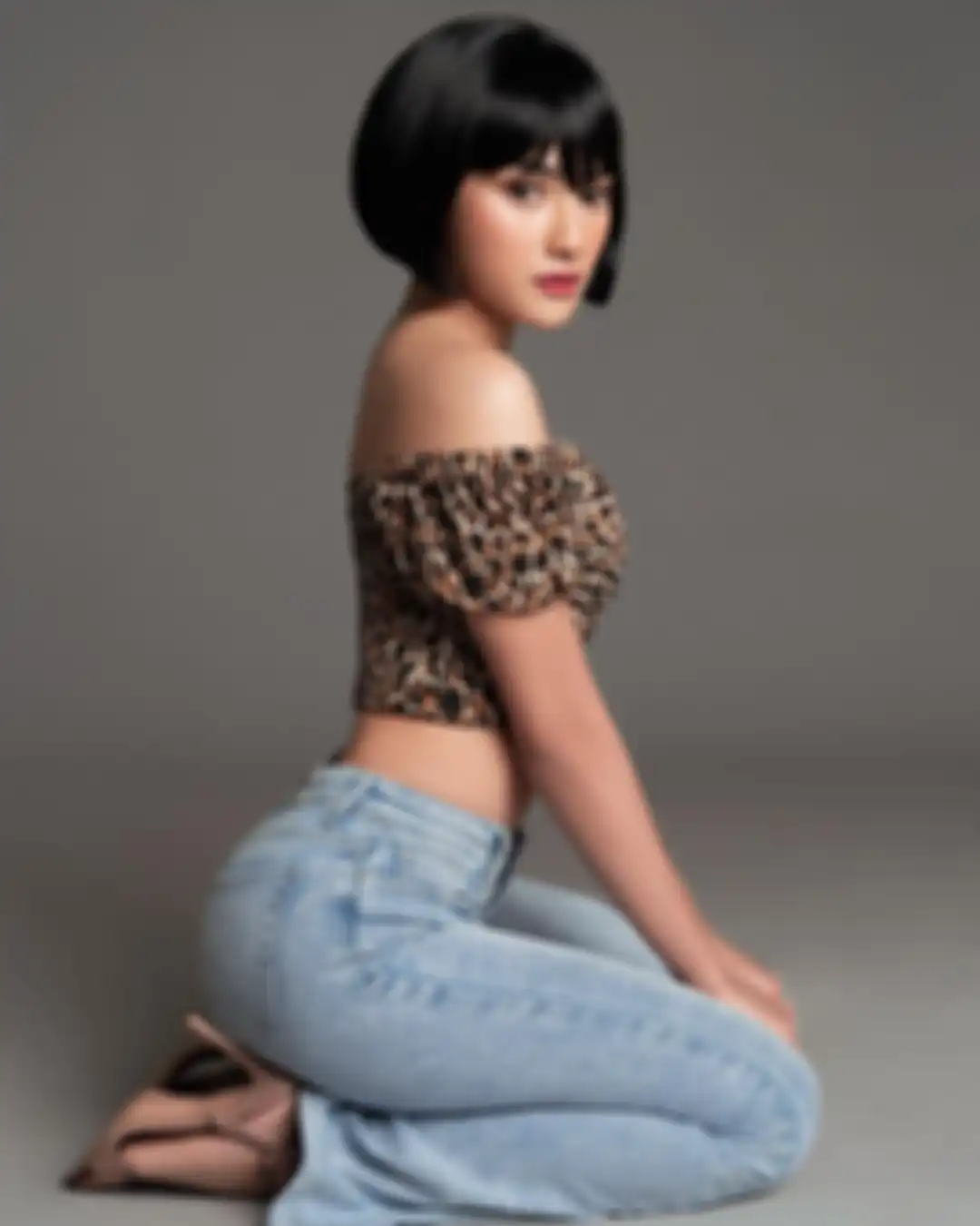 Artis cantik Devina Kirana dituding menjadi selingkuhan Rizky Billar. Ternyata begini penyebabnya. Intip foto aestheticnya yuk.