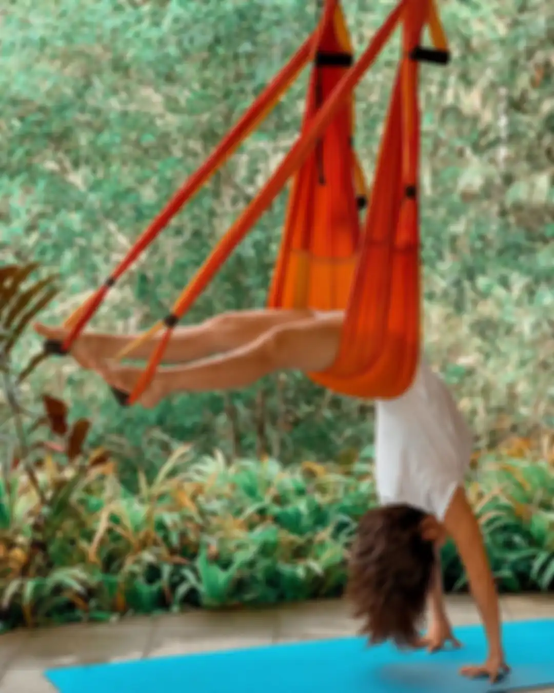 Inilah 3 foto aesthetic Gisel saat melakukan gerakan yoga di Bali. Netizen malah ikut menyenggol Nobu. 