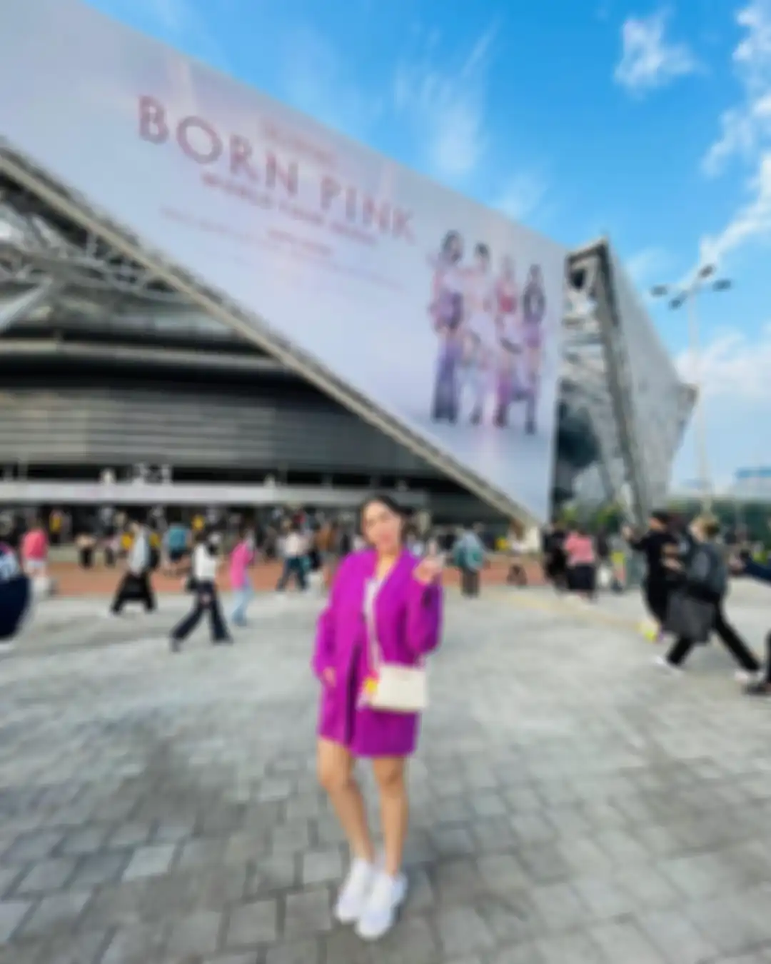 Outfit konser Nagita Slavina saat nonton Blackpink di Korea Selatan.