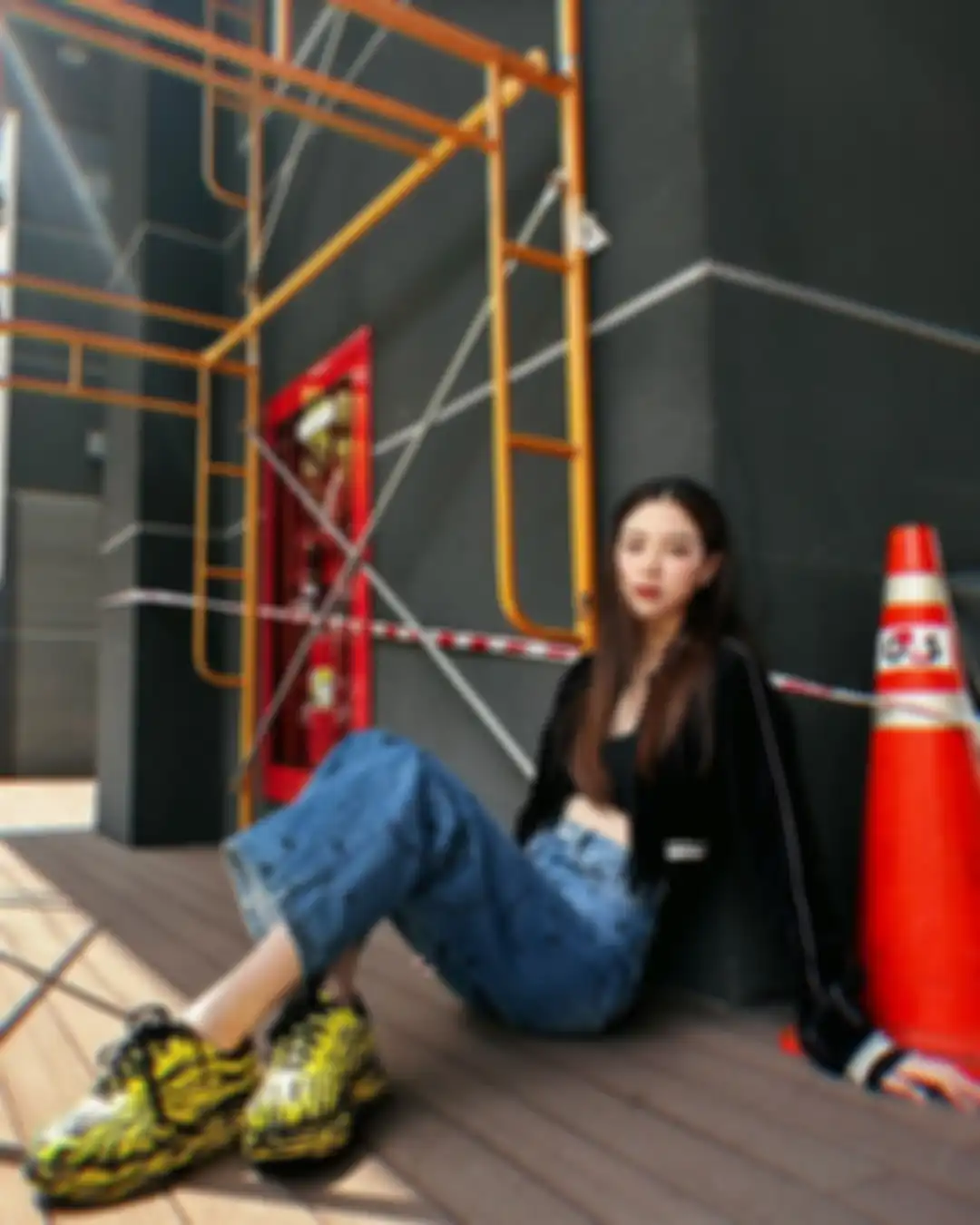 Gaya sporty casual Baifern Pimchanok.