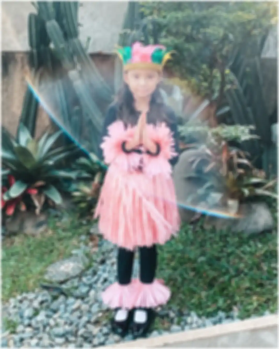 Gisella Anastasia yang bangga melihat foto Gempoit Nora Marten menari adat Papua sampai bilang begini ke Gading Marten.