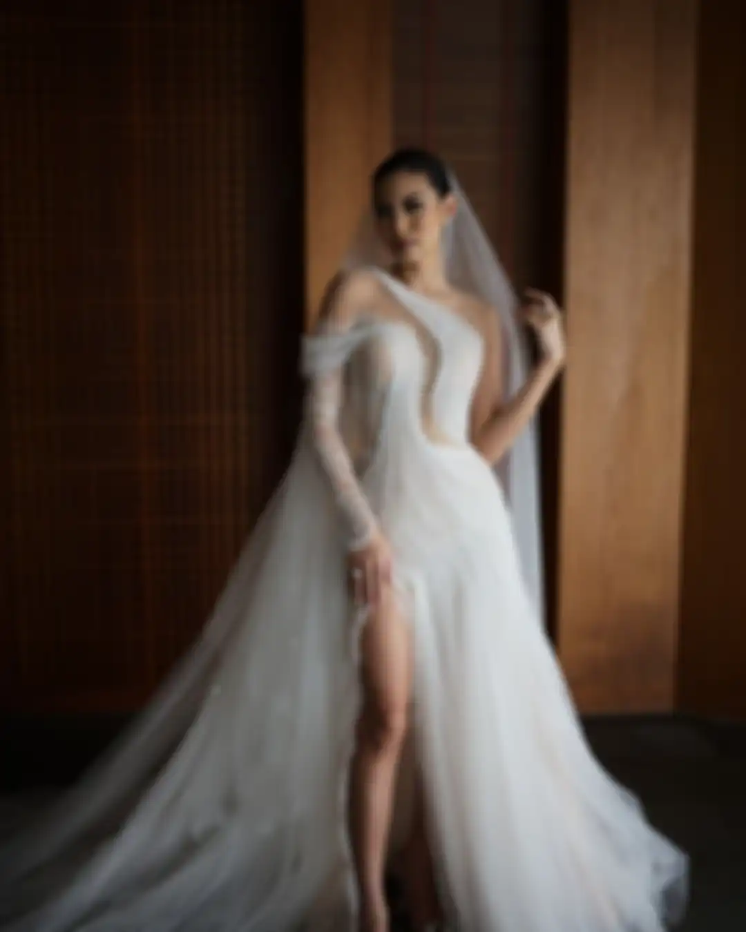 Detail gaun pernikahan Patricia Gouw rancangan Hian Tjen.