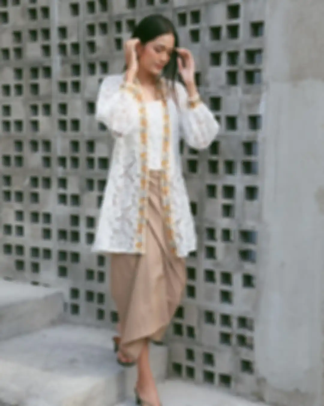 Model kebaya putih buat baju lebaran 2023