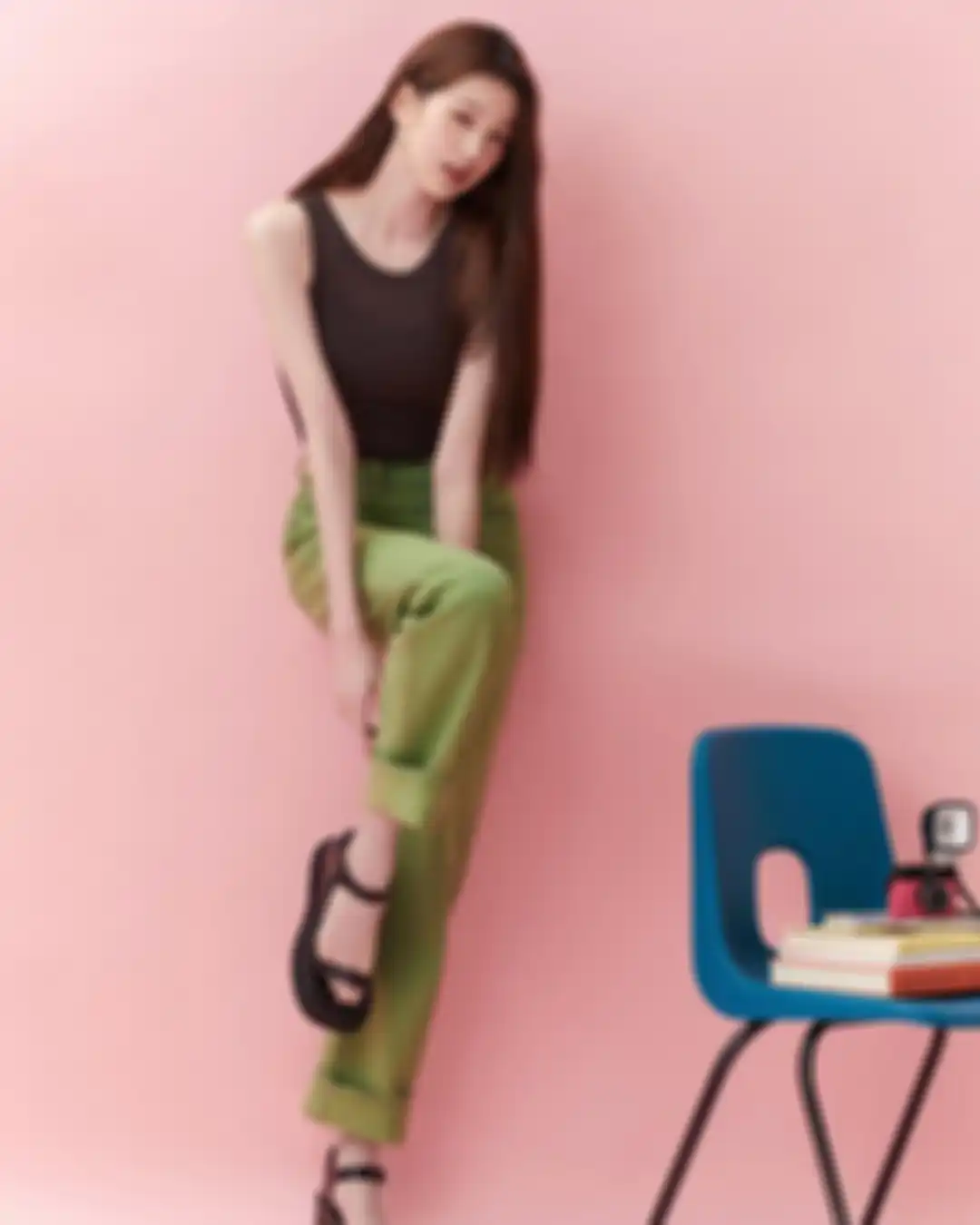 Outfit kasual Wonyoung IVE