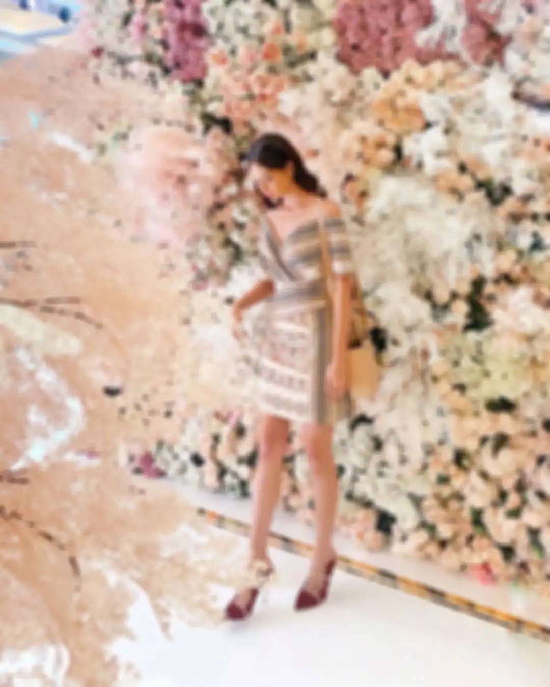Outfit kondangan ala Yuki Kato