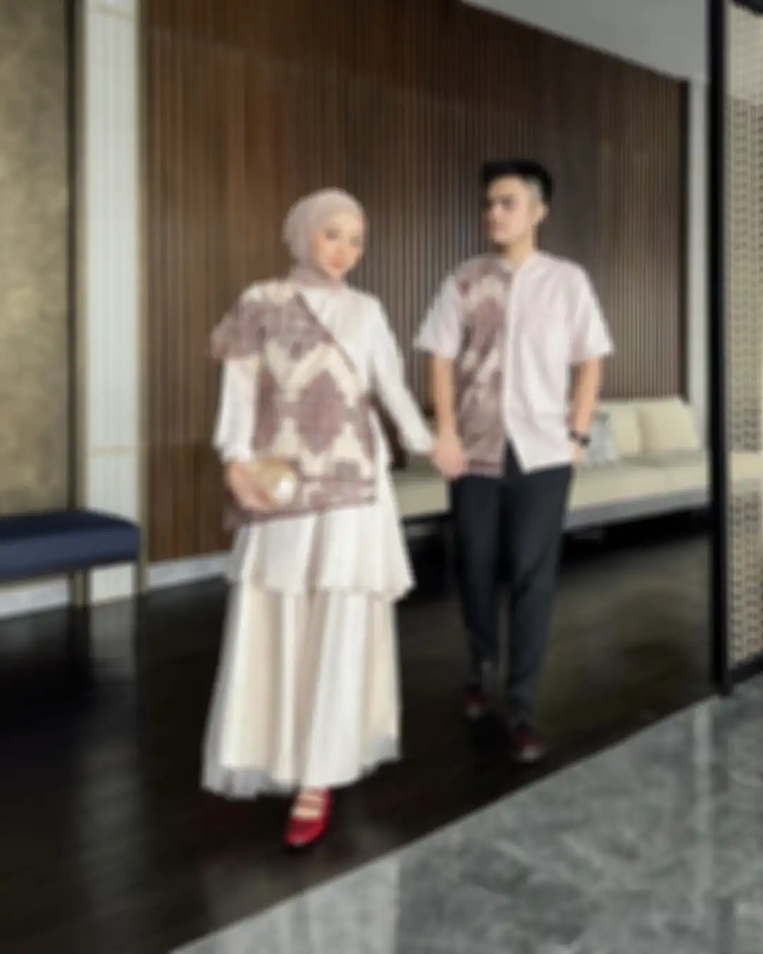 Outfit couple santun untuk beragam acara