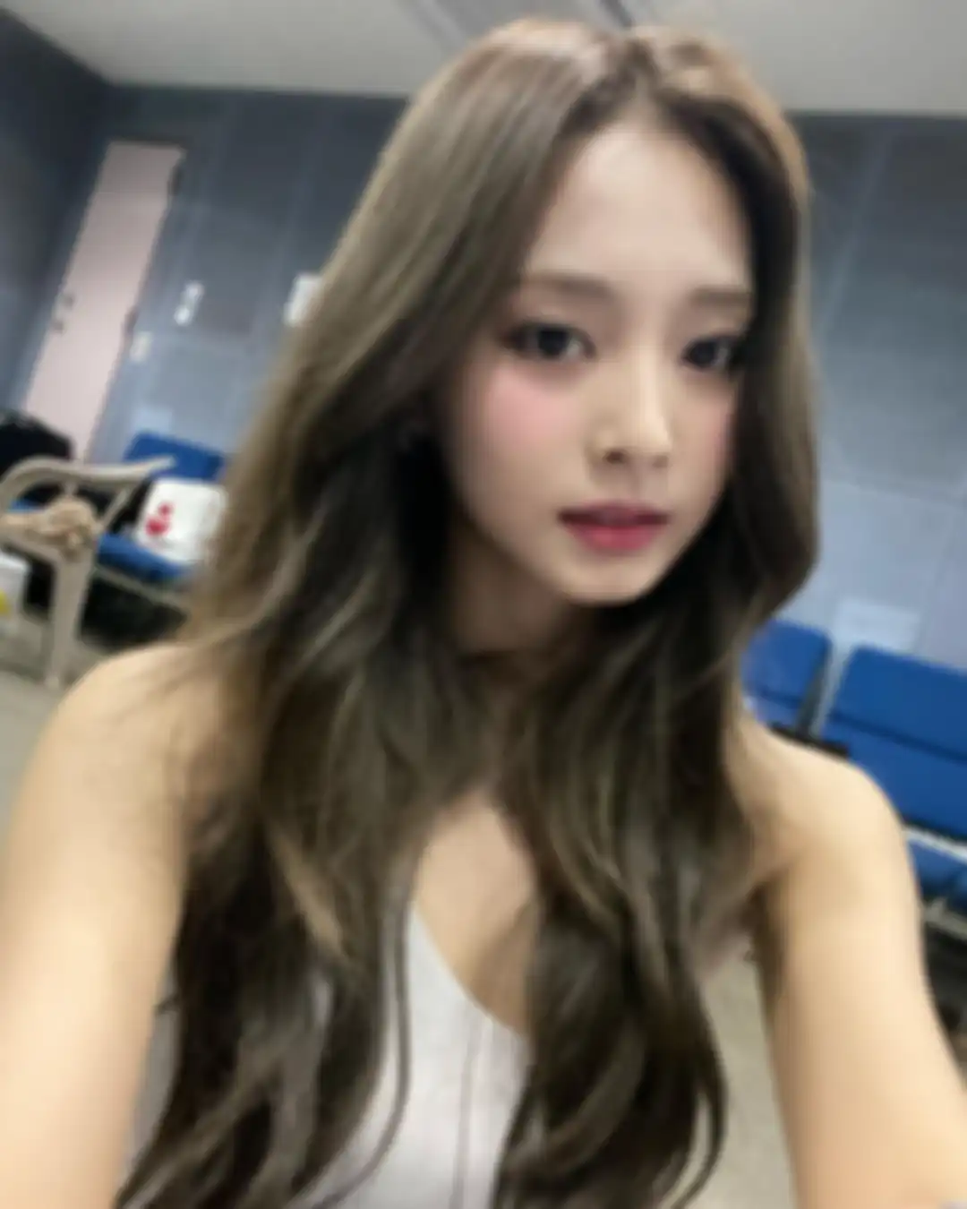 Tzuyu, seleb Kpop cewek berwajah kotak