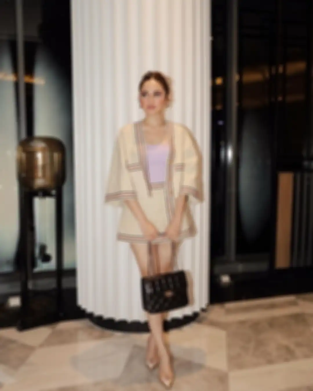 Outfit outer ala Syifa Hadju