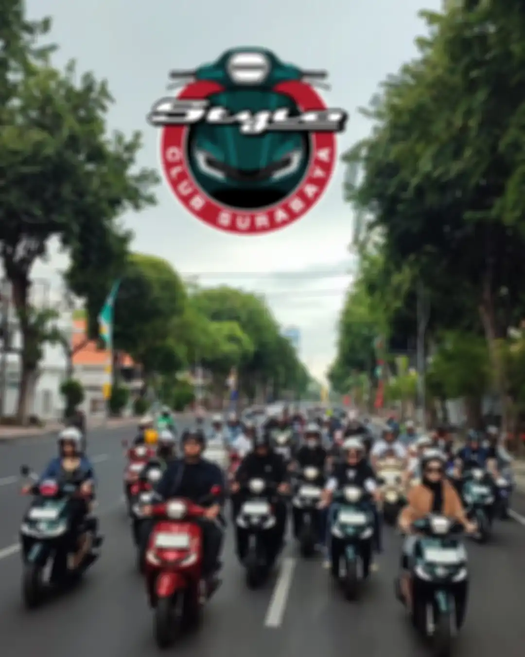 Kegiatan komunitas motor Honda Stylo 160 di Surabaya berupa riding.