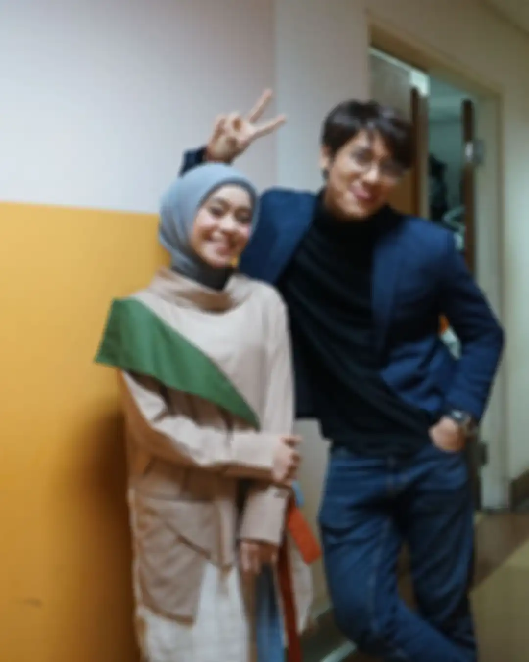 Fashion couple Lesty Kejora dan Rizky Billar