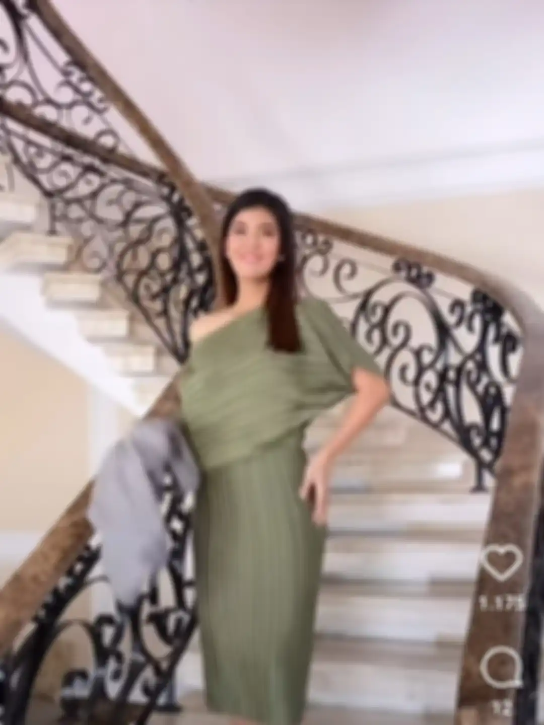 Tangga di rumah artis Raya Kohandi.