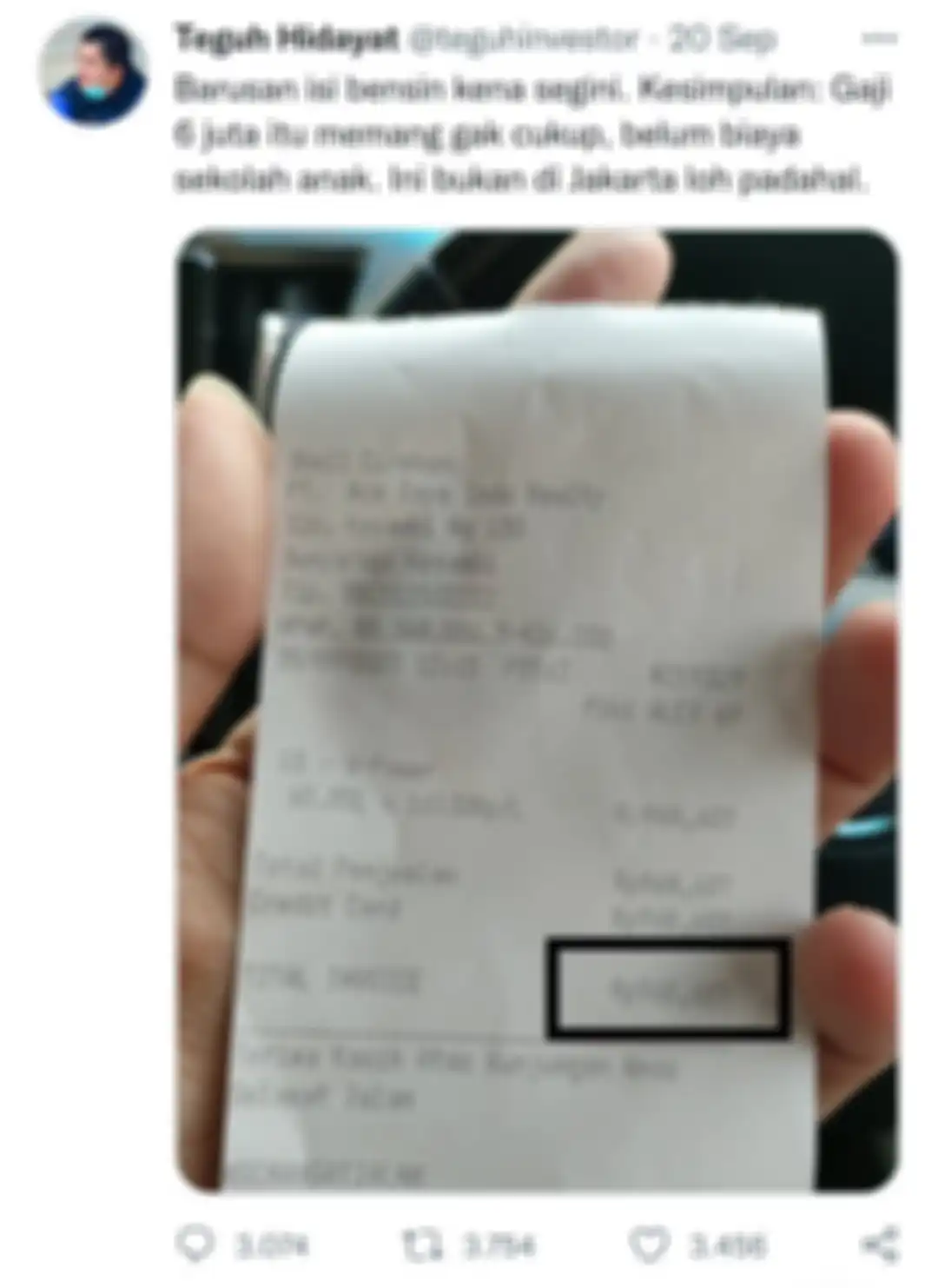 Unggahan Twitter akun bernama @teguhinvestor tentang BBM yang menuai banyak komentar warga twitter. 